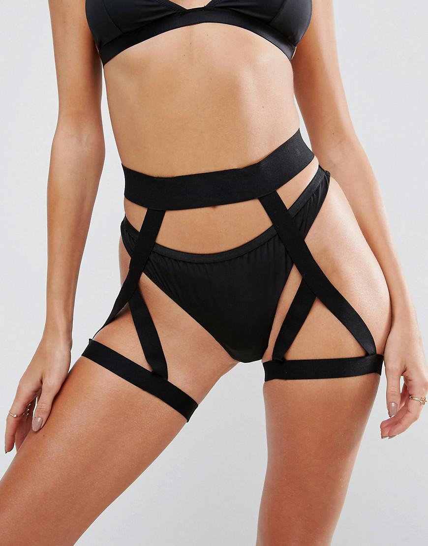 ASOS Chunky Elastic Suspender With Leg Harness in Black | Lyst