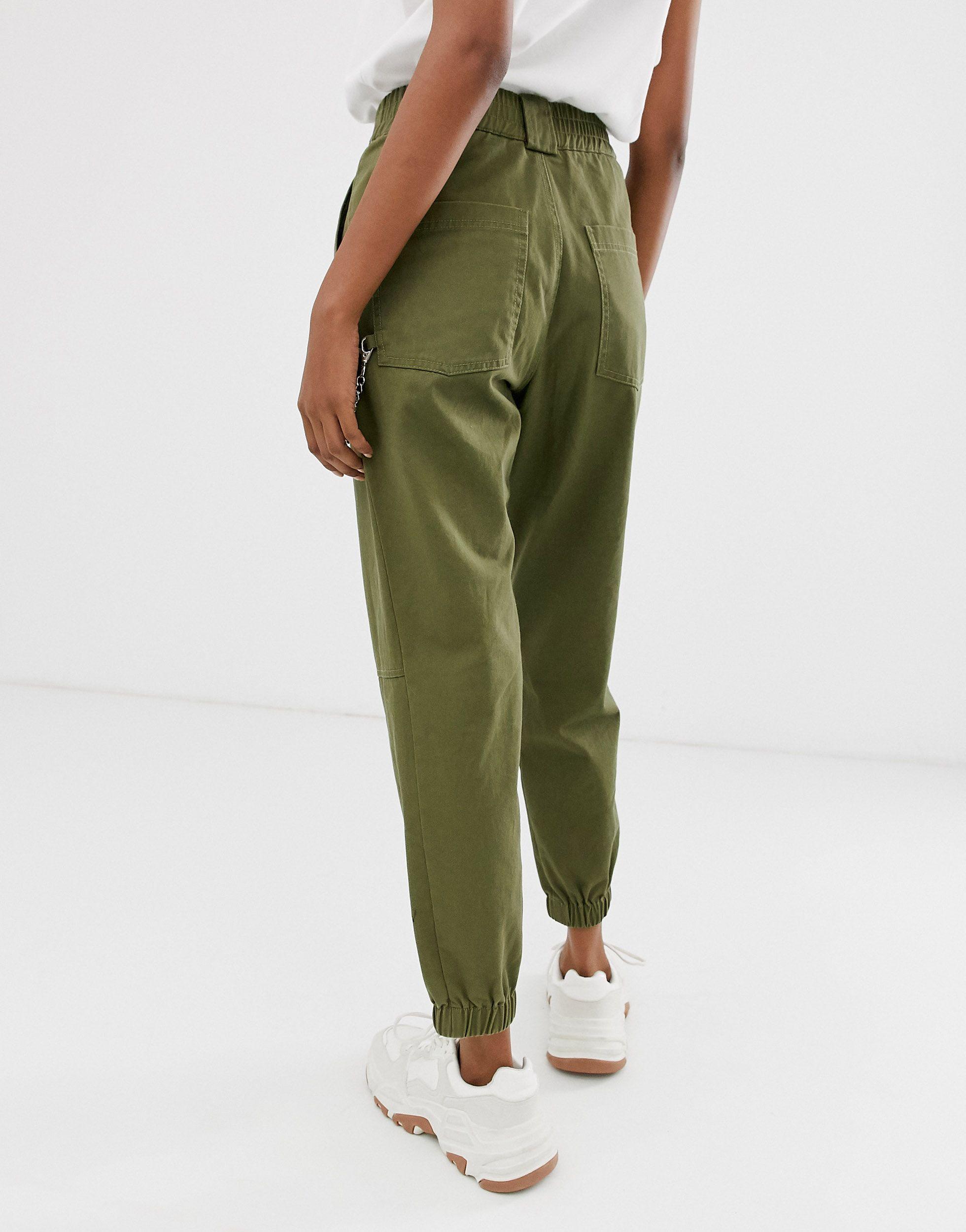 Stradivarius Cargo Pants With Chain in Green | Lyst