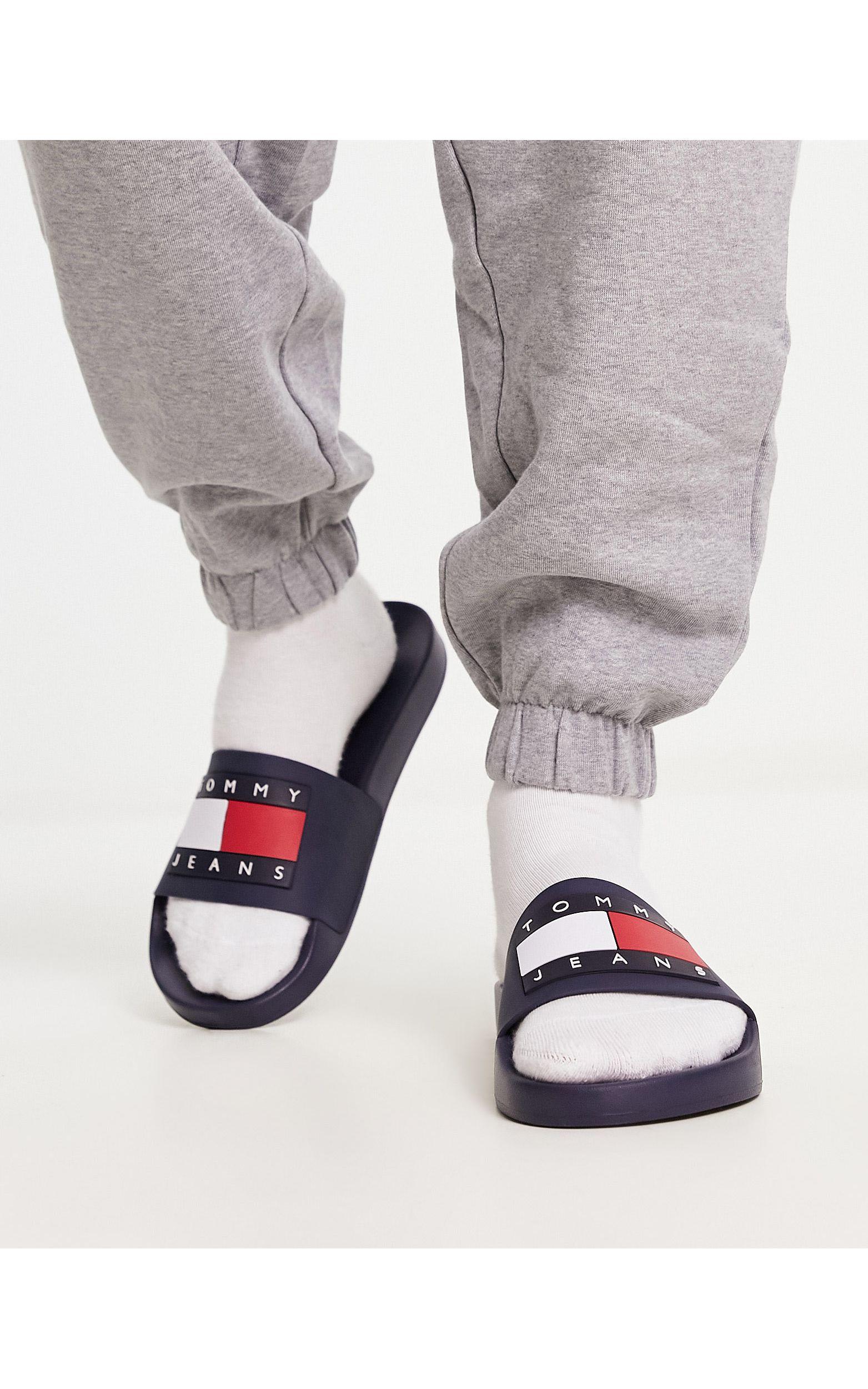 Tommy Hilfiger – slider in Grau für Herren | Lyst DE