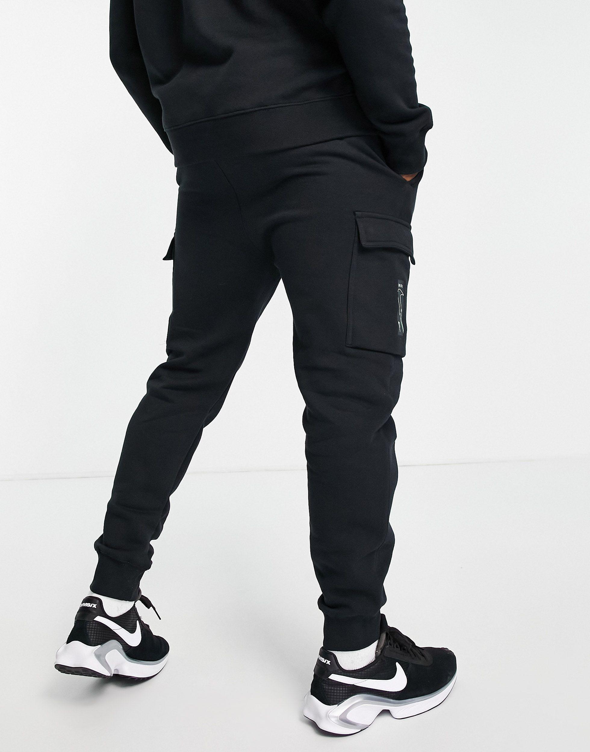 nike zig zag swoosh cargo joggers