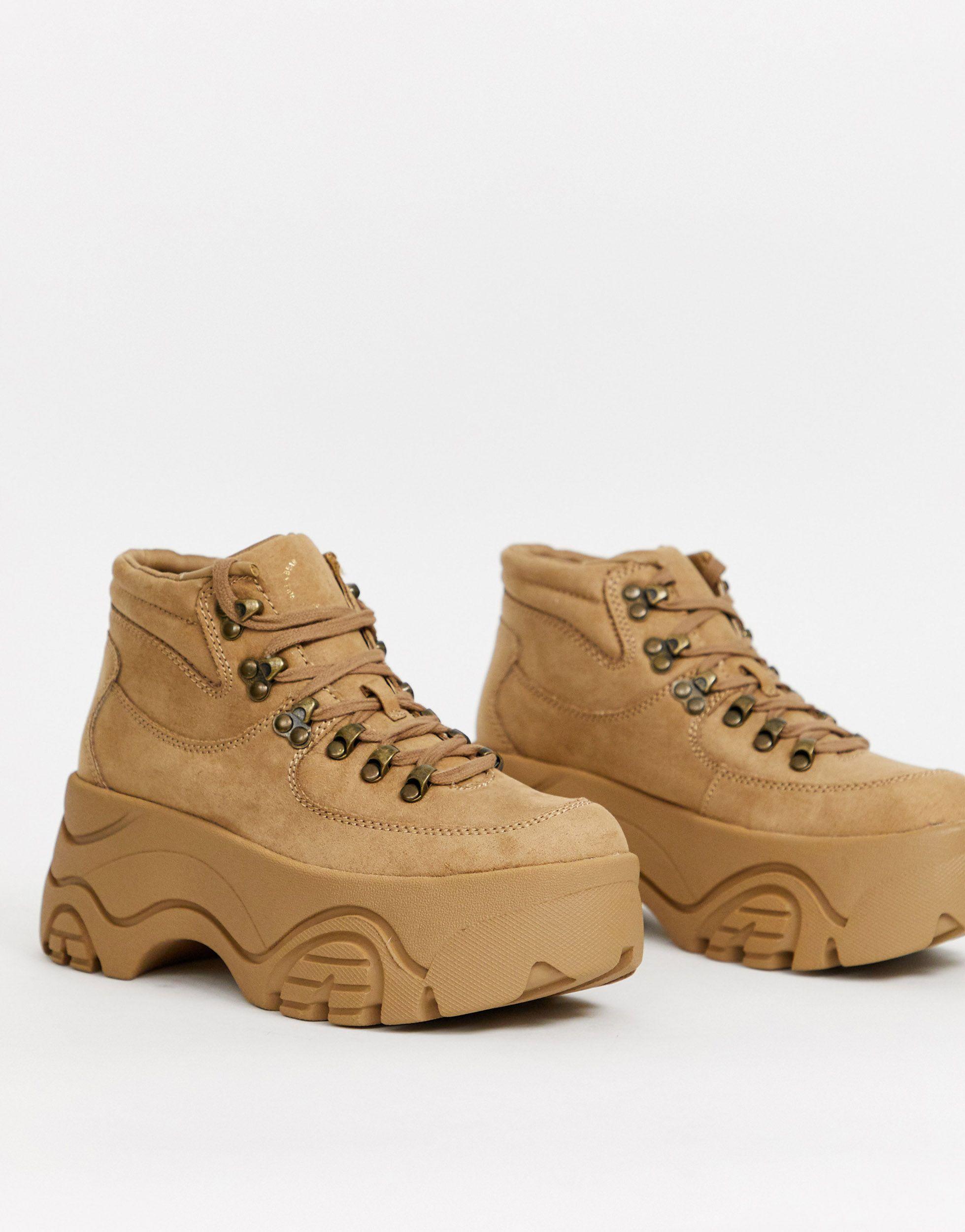 tan chunky boots
