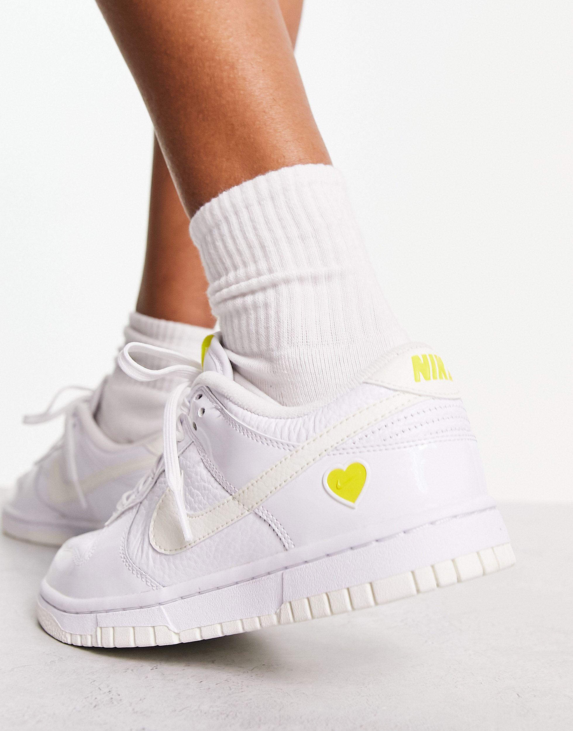 Nike Dunk Trainers in White | Lyst