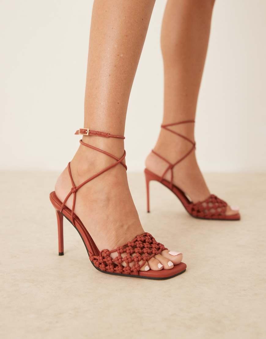 Sandalias Color Óxido De Tacón Alto Con Diseño Anudado Nadine De