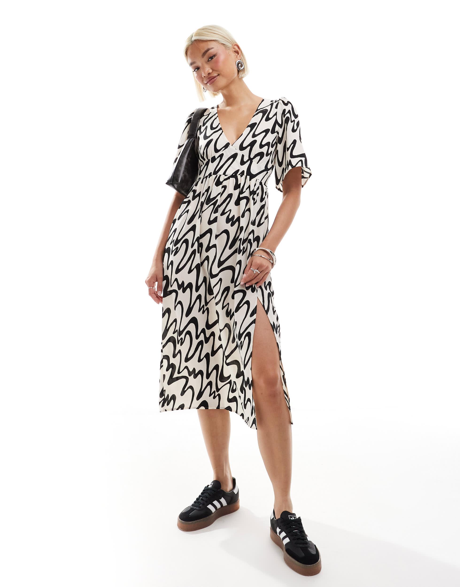 Adriana dress monki deals