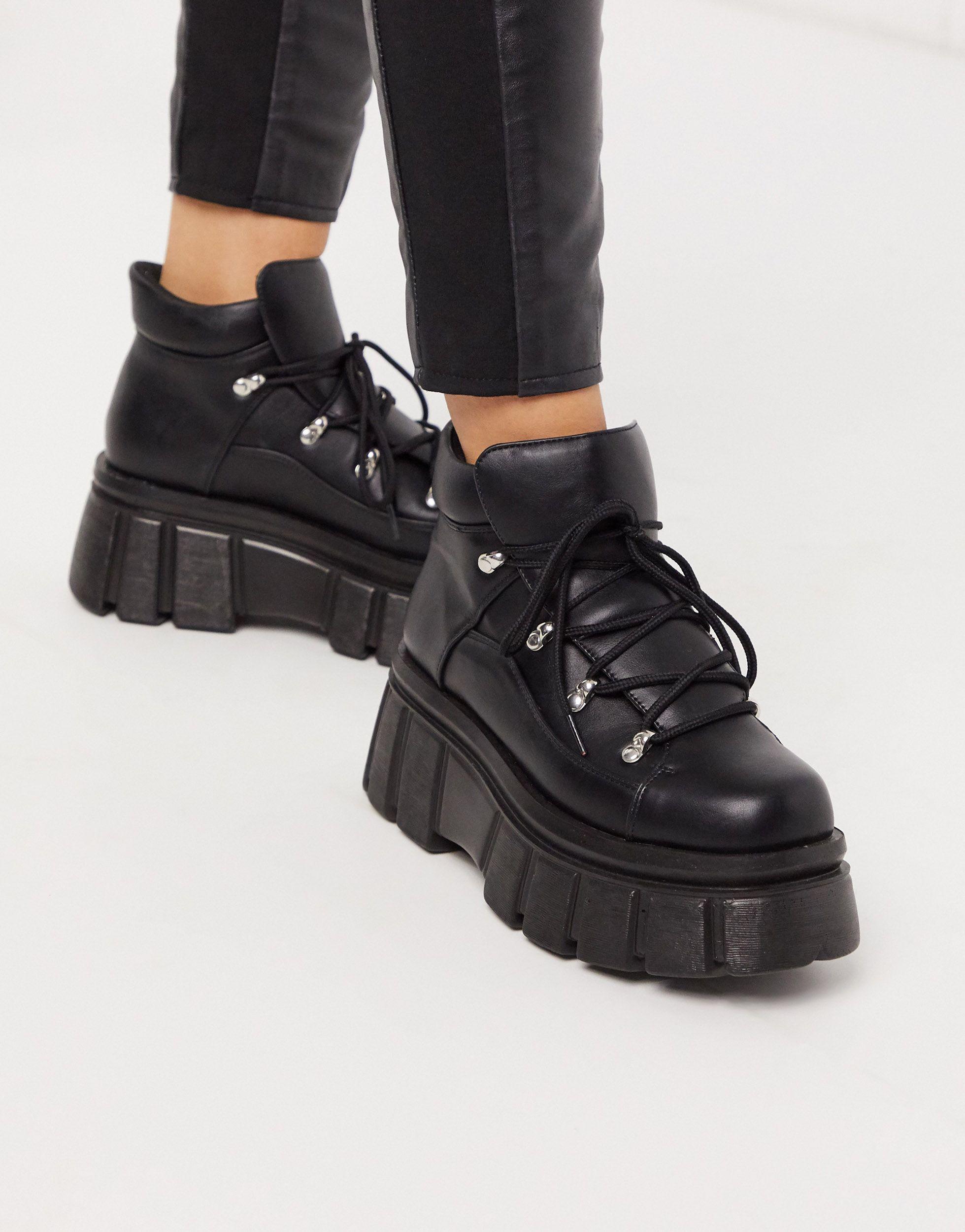 Truffle Collection Chunky Sole Boots in Black | Lyst