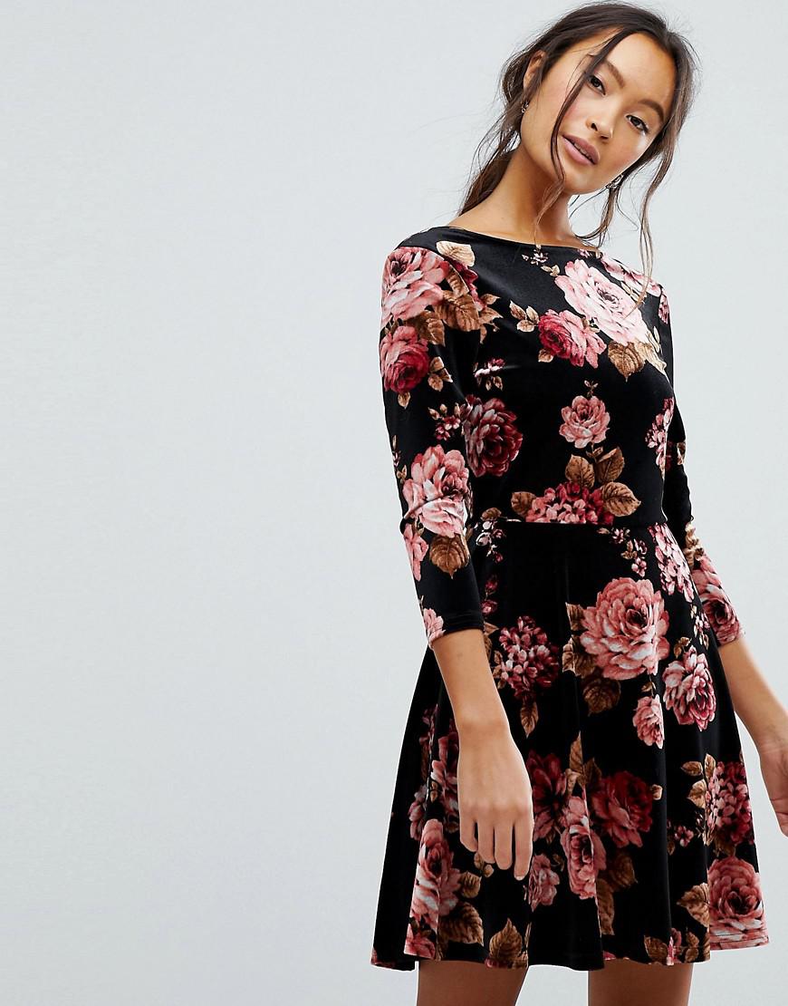 New Look Floral Velvet Scoop Back Skater Dress in Black | Lyst