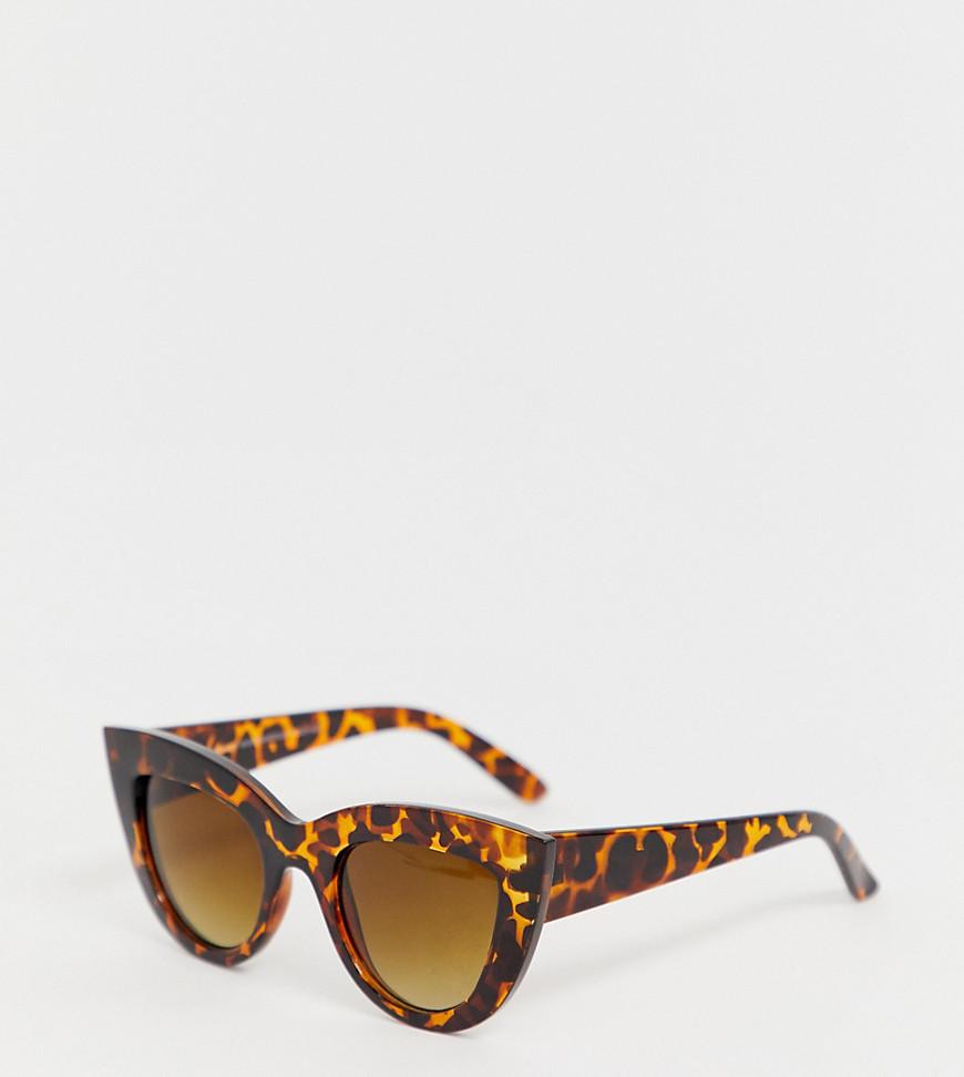 Occhiali da sole a occhi di gatto grandi marroniStradivarius in Denim di  colore Marrone | Lyst