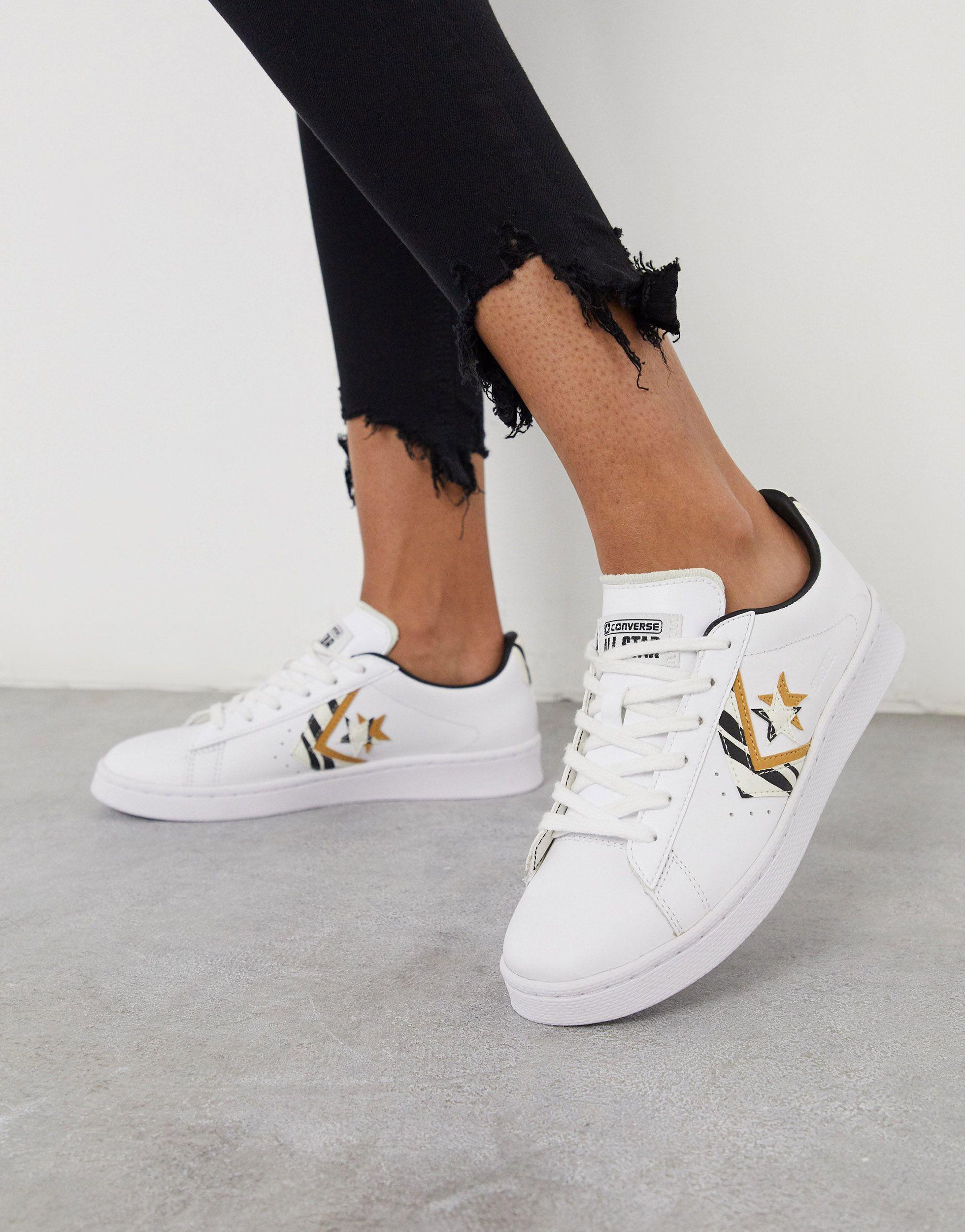 Converse Pro Leather Mid in White | Lyst