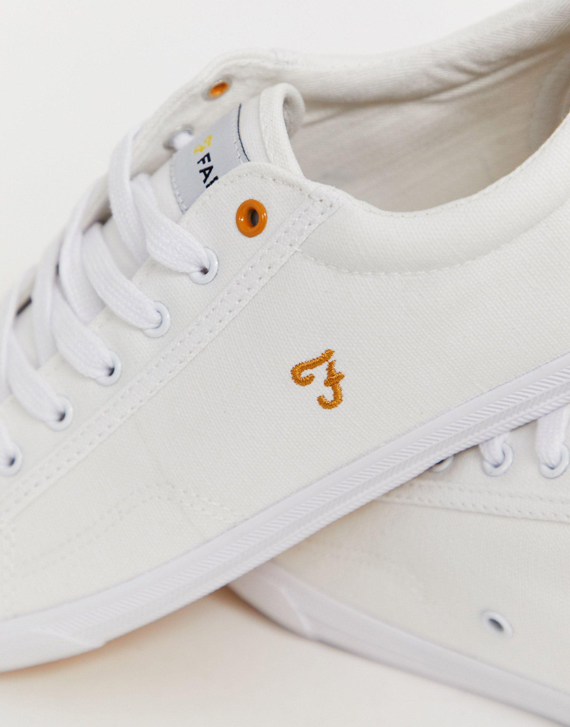 farah canvas plimsolls