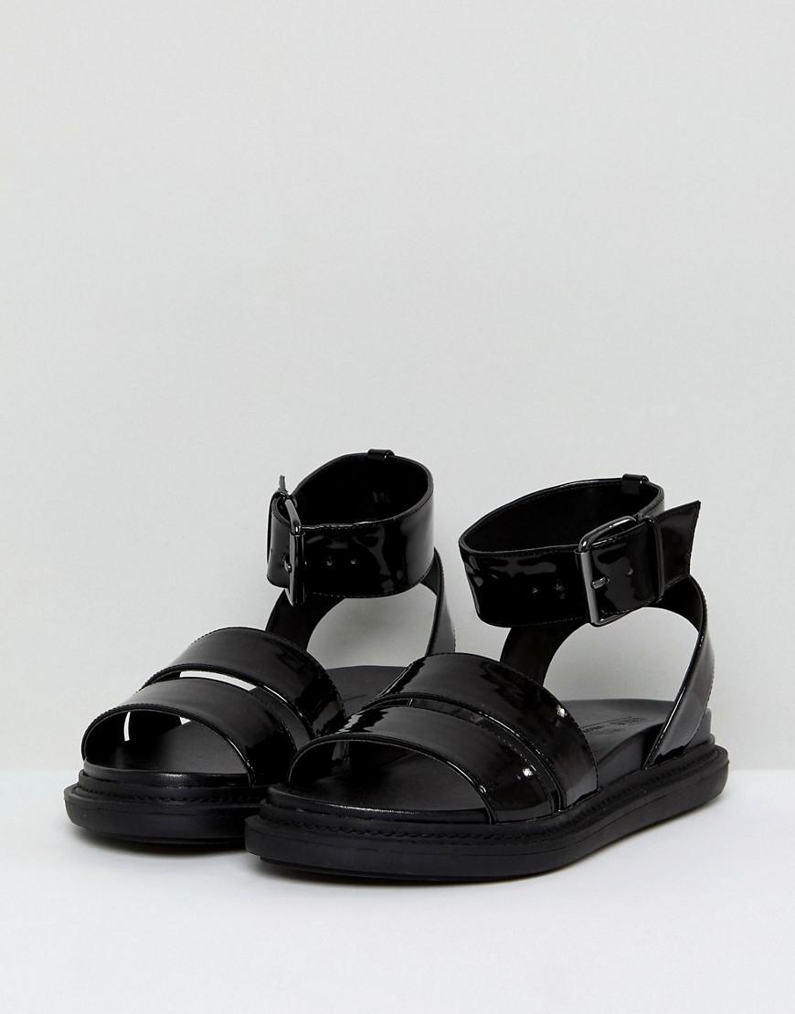 leather chunky sandals