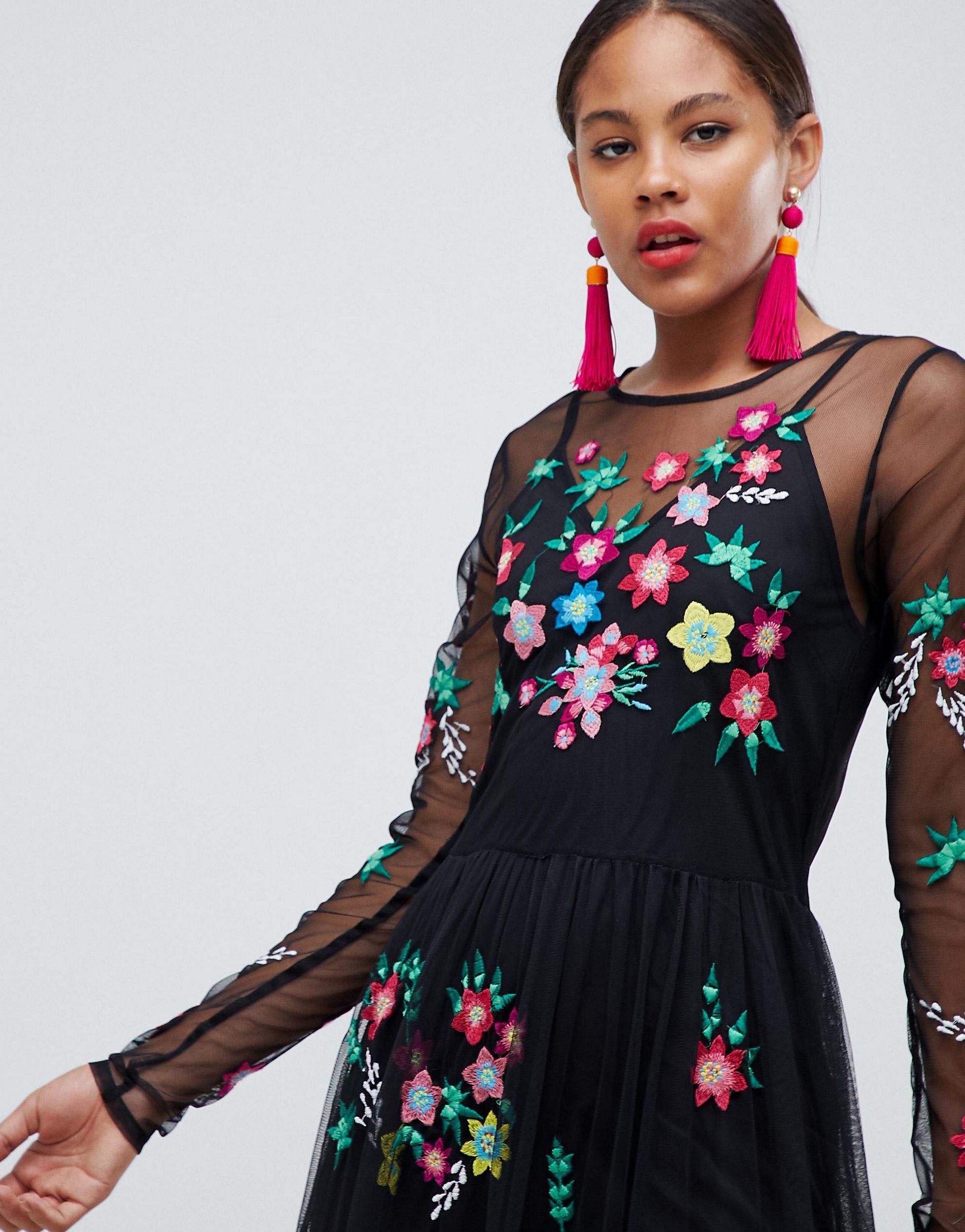 PREMIUM - Robe longue en tulle à fleurs brodées ASOS en coloris Noir | Lyst