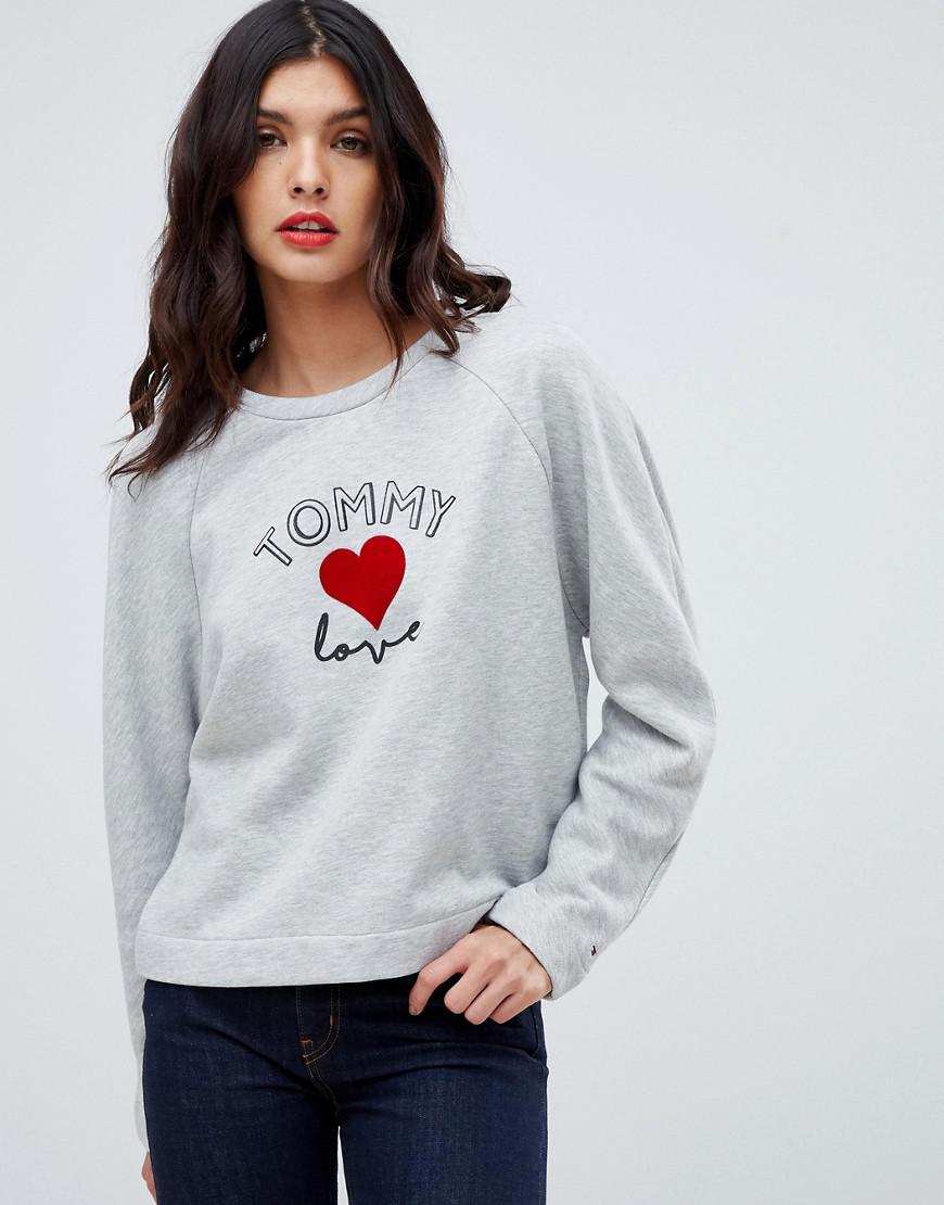 grey tommy jeans sweatshirt