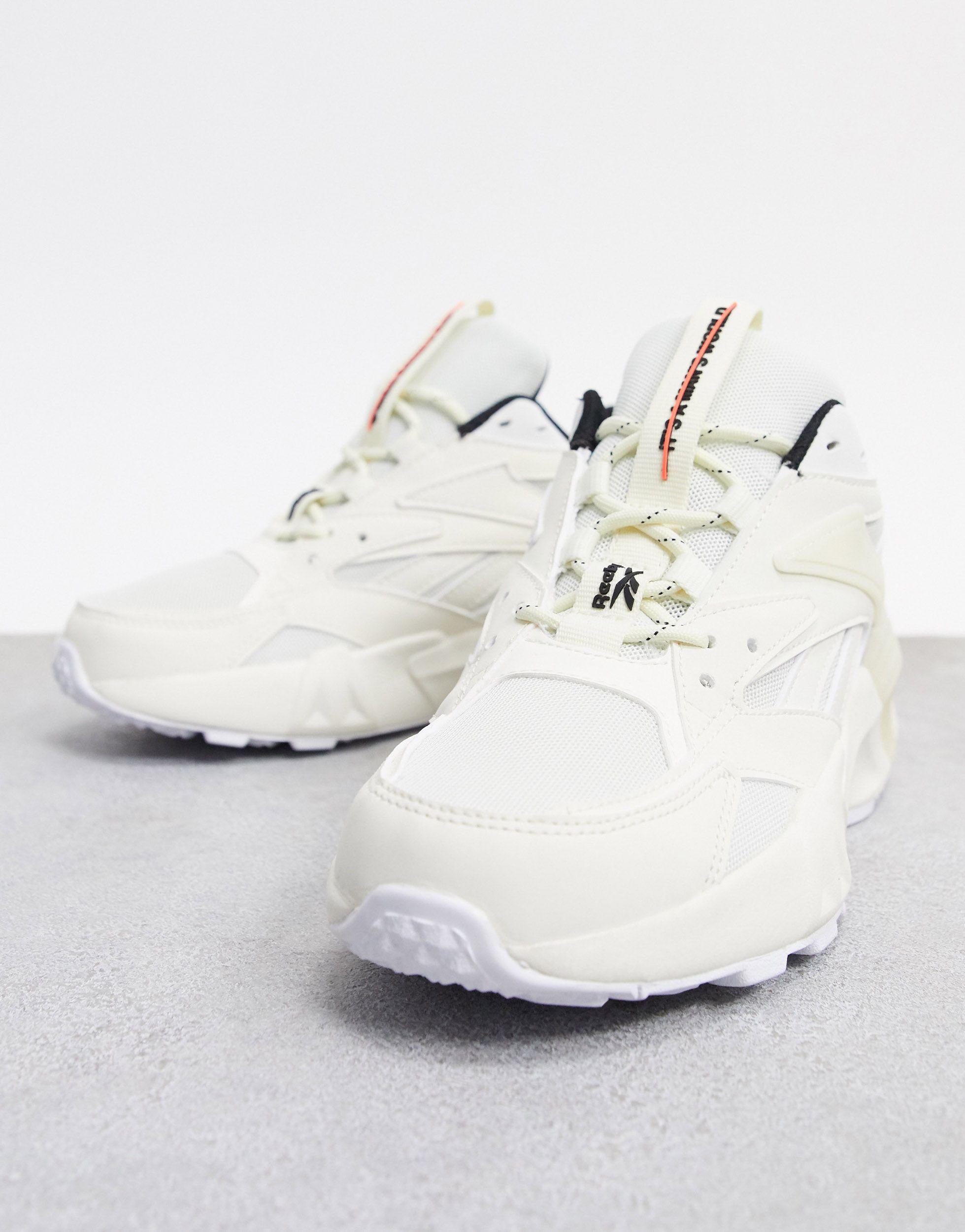 Reebok Aztrek Double Trainers in White 
