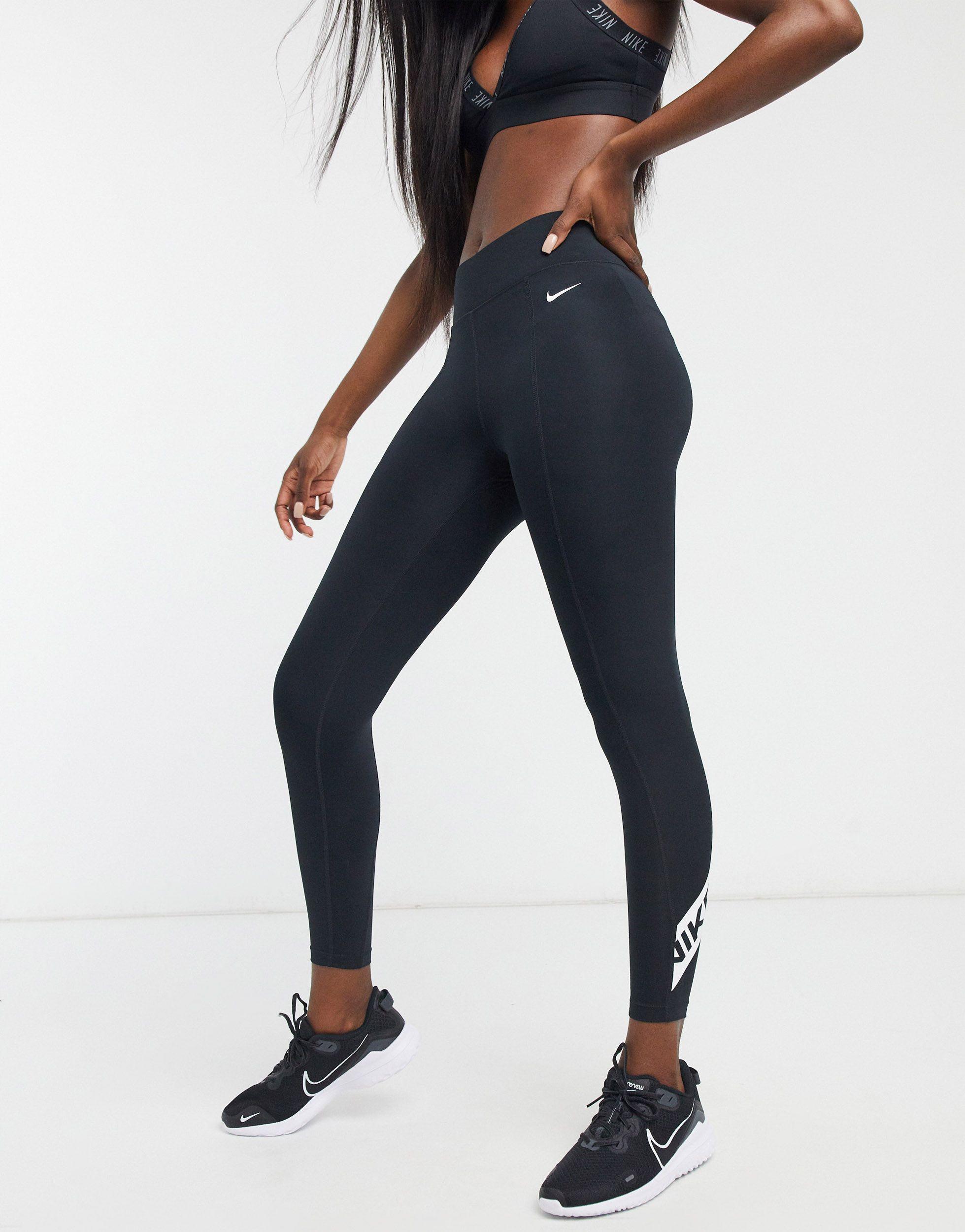 Nike Nike Pro Training - Cropped 
