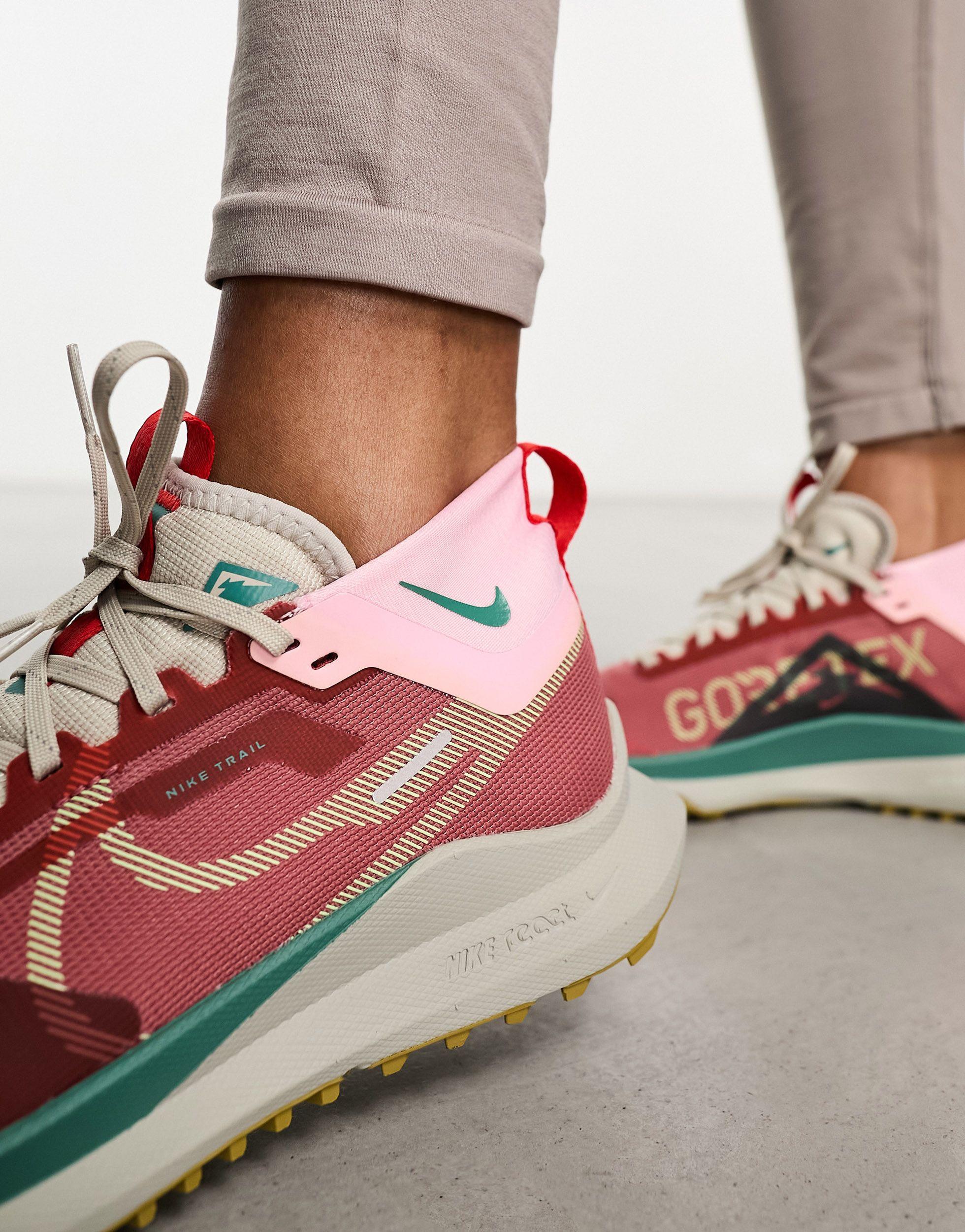 Nike Nike React Pegasus Trail 4 Gore tex Sneakers in Pink Lyst