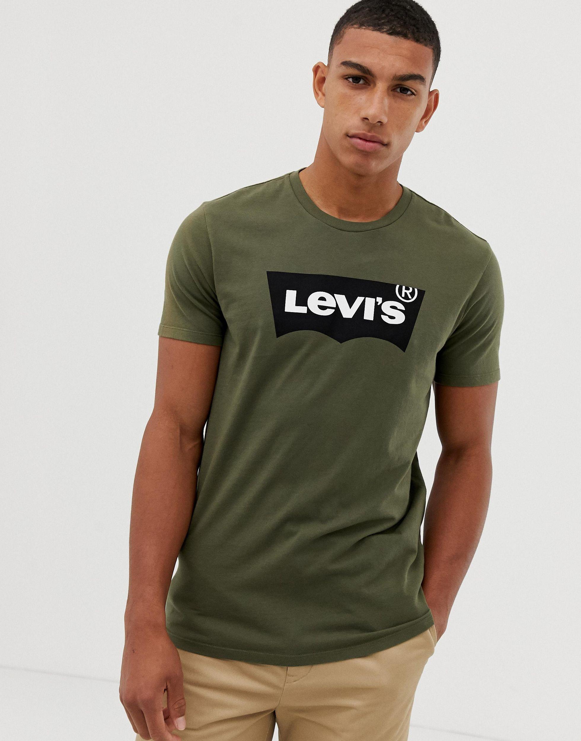 Levi's – Olivgrünes T-Shirt mit Batwing-Logo in Grün für Herren | Lyst DE