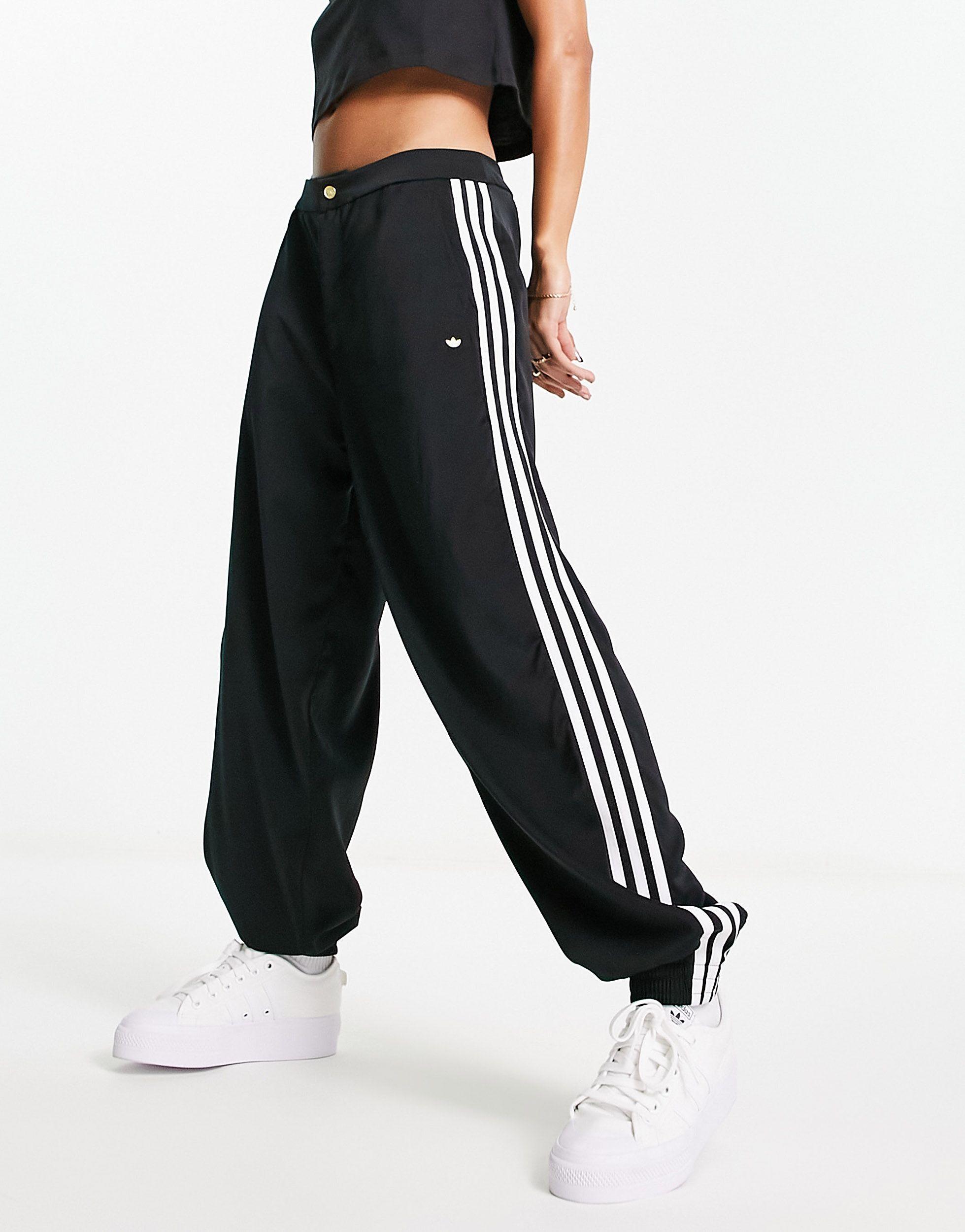 Pantaloni a palloncino neri con tre strisce di adidas Originals in Nero |  Lyst