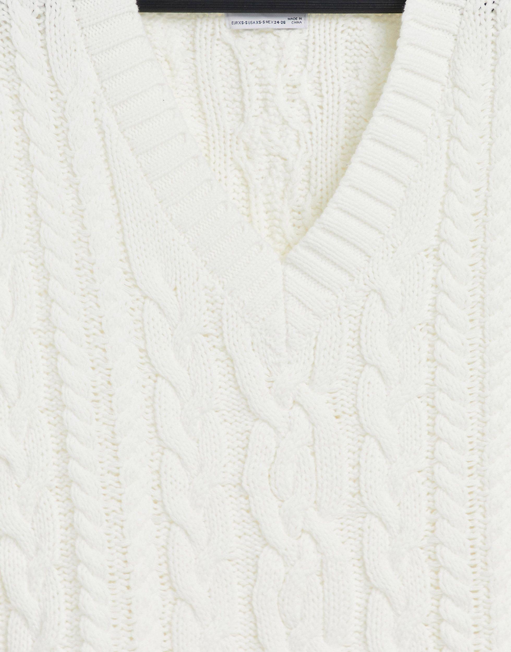 Bershka V-neck Cable Knit Cricket Vest in White | Lyst