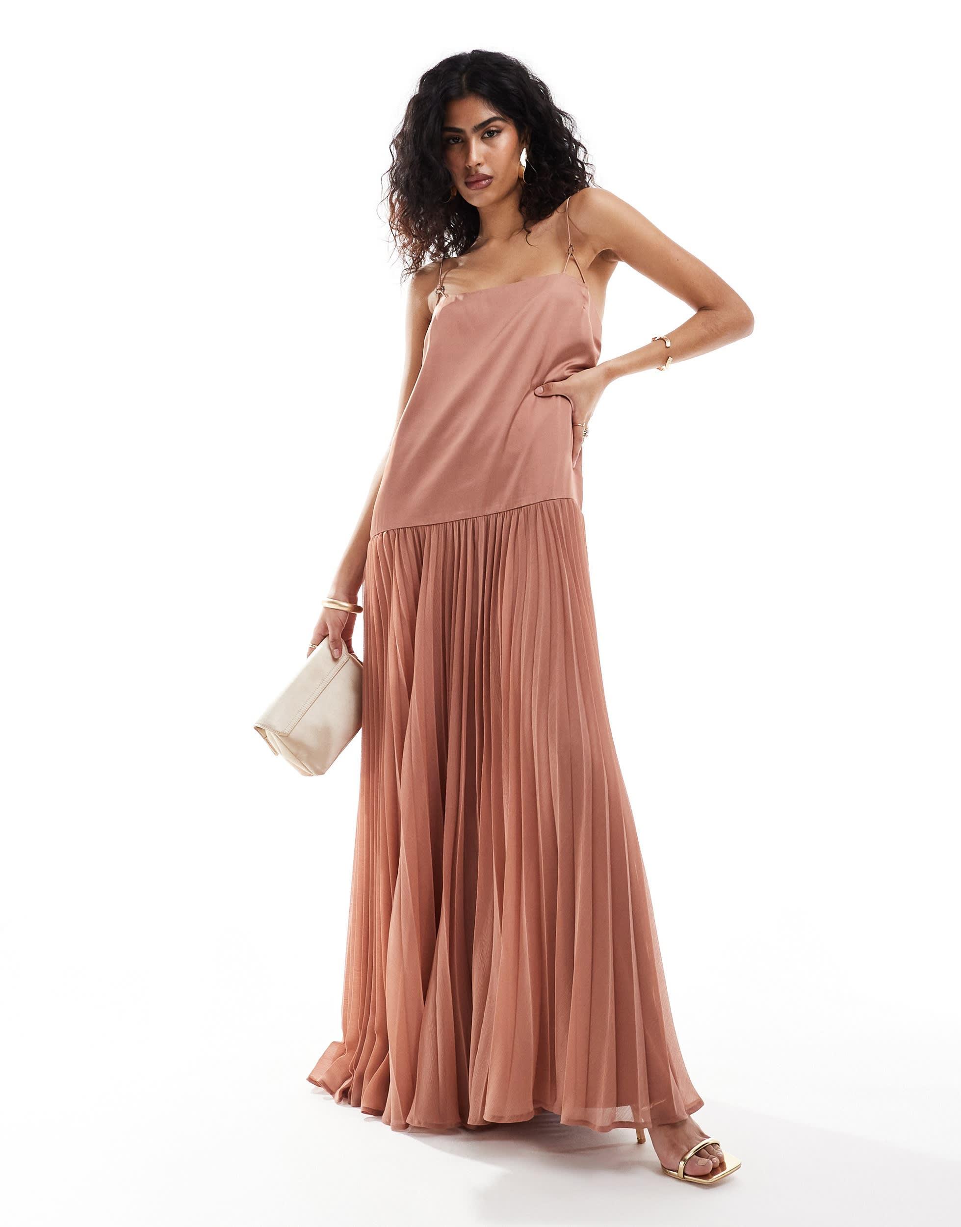 Robe caraco trapeze en satin avec jupe plissee moka ASOS en coloris Blanc Lyst