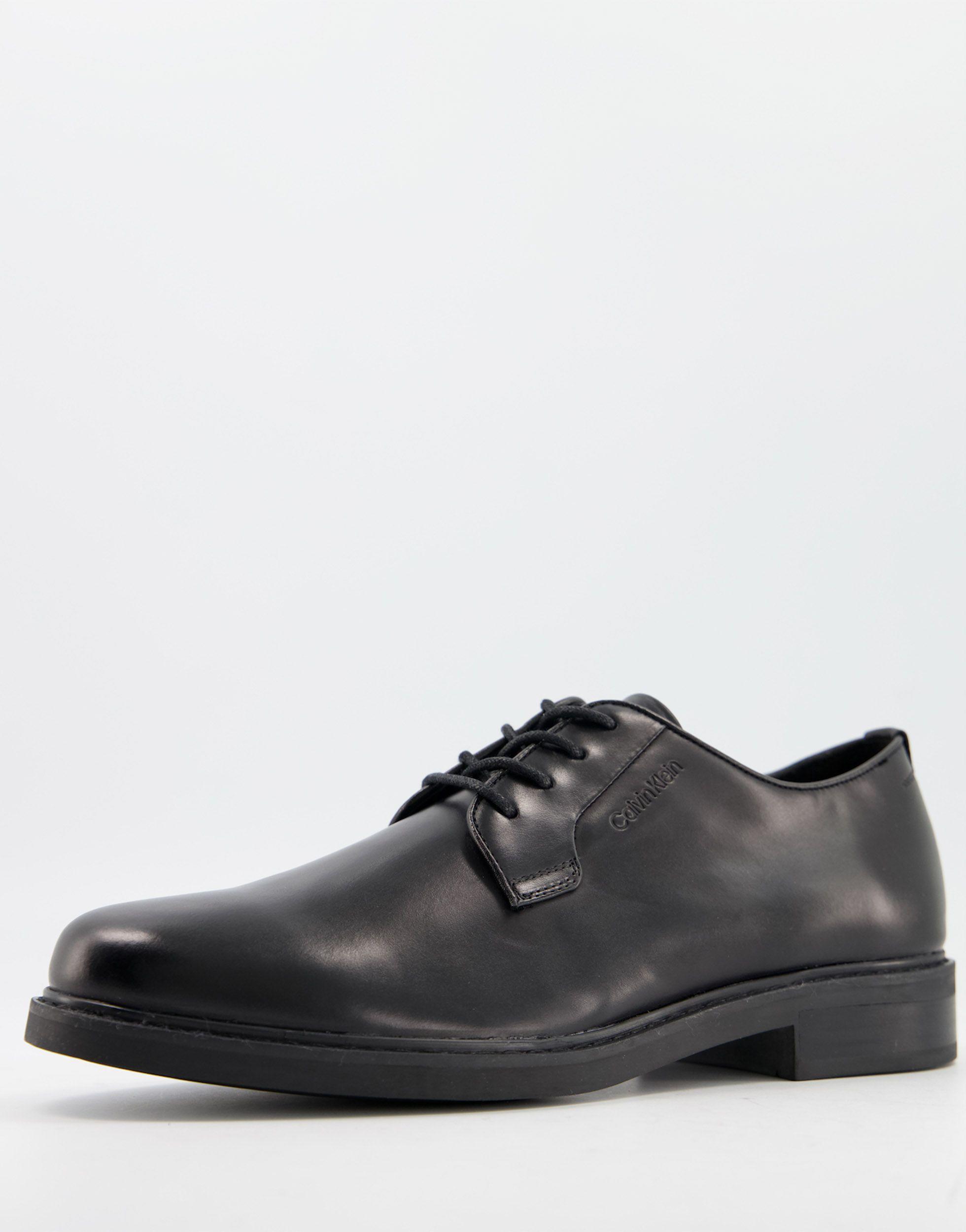 Scarpe derby stringate da uomo artigianali in pelle di vitello nera –  LeonardoShoes