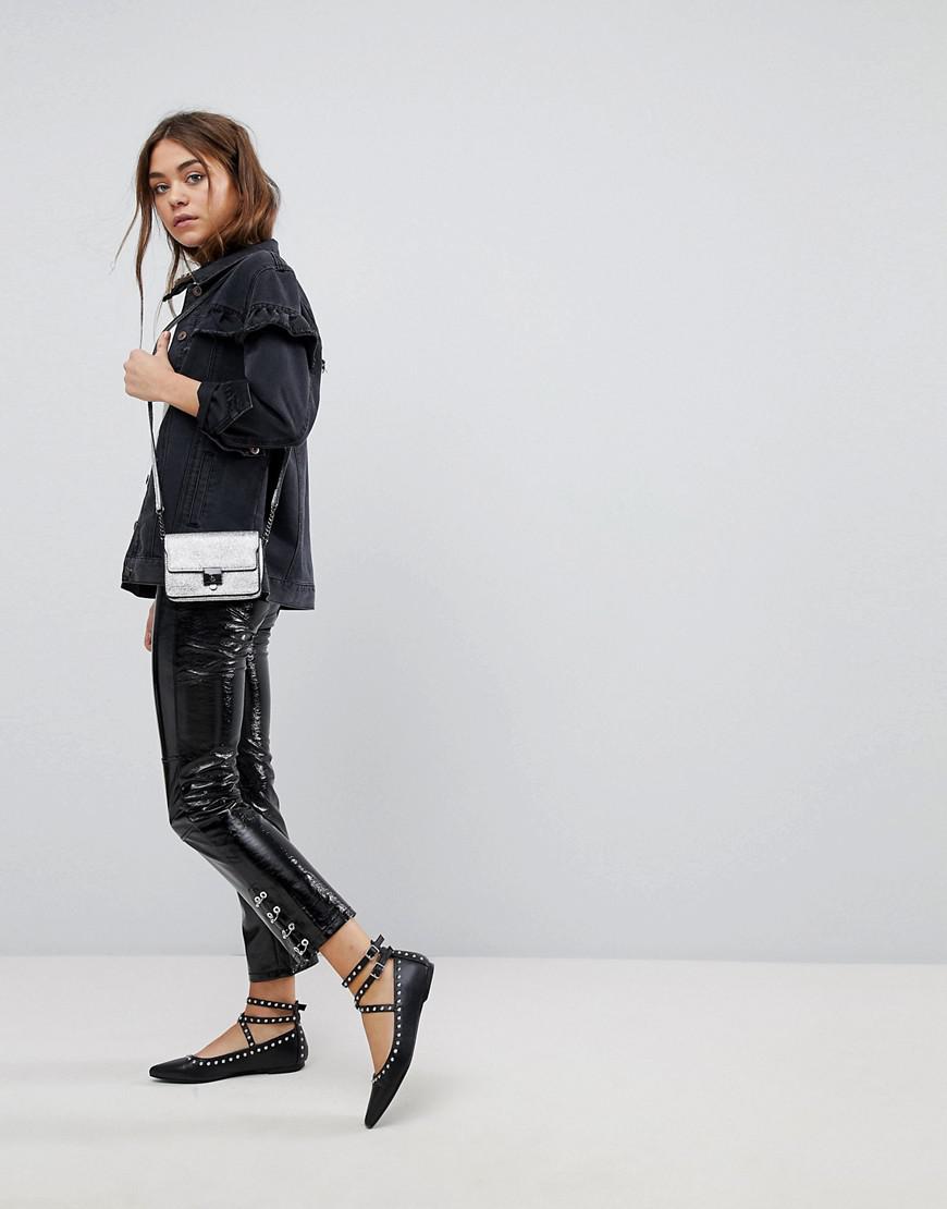 Ruffle Detail Denim Jacket in Black 