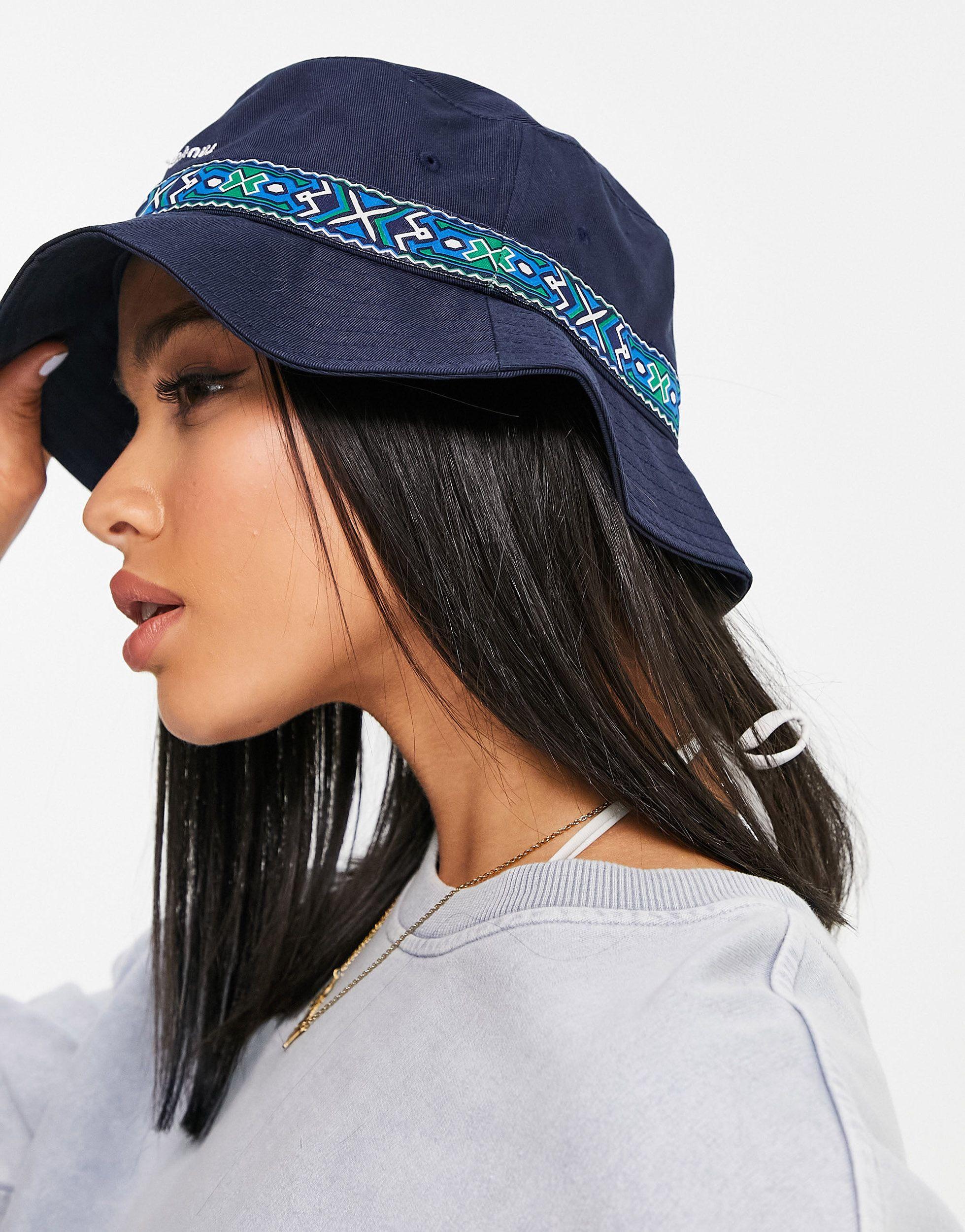 Berghaus Aztec Bucket Hat in Navy (Blue 