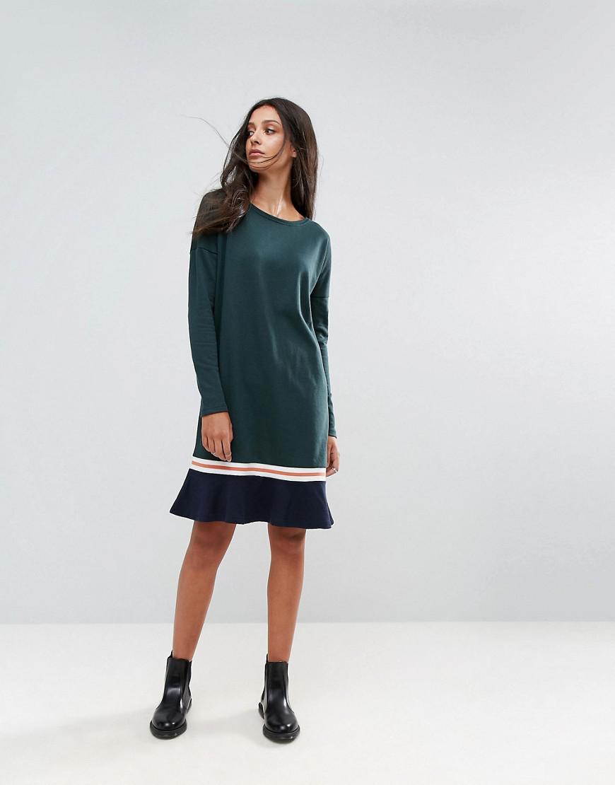 frill hem sweater dress