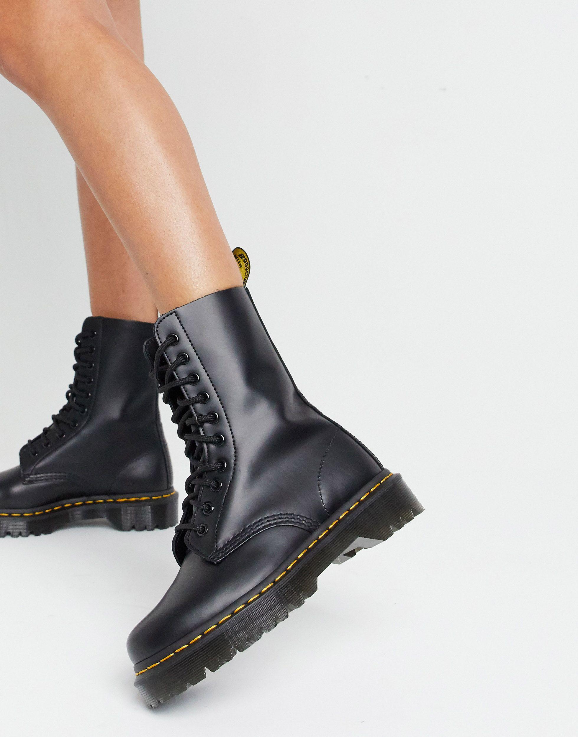 1490 bex - stivali con 10 occhielli neriDr. Martens in Pelle di colore Nero  | Lyst