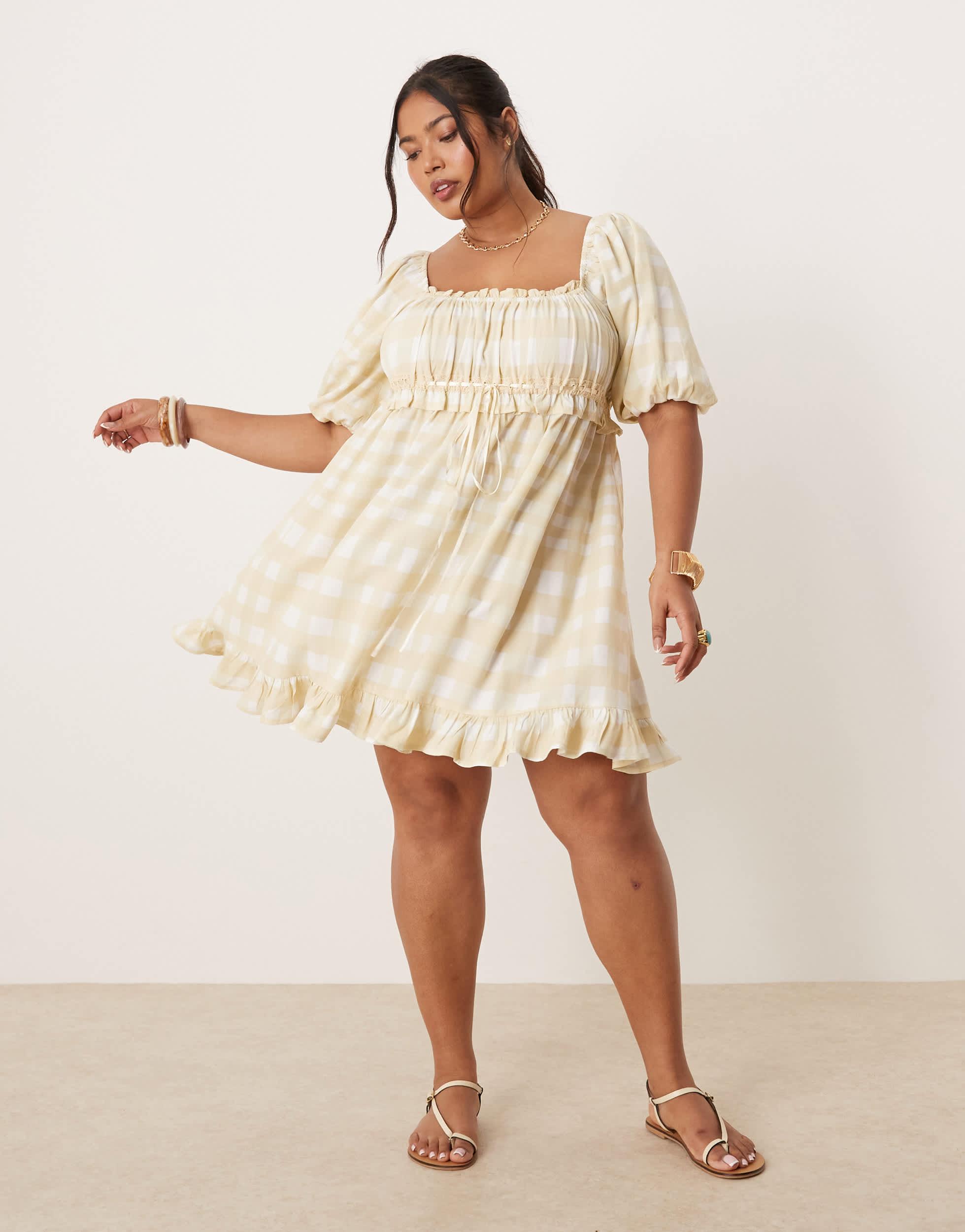 bodycon mini sequin dress White Floral Sequin Mini Dress L White by Lane 201
