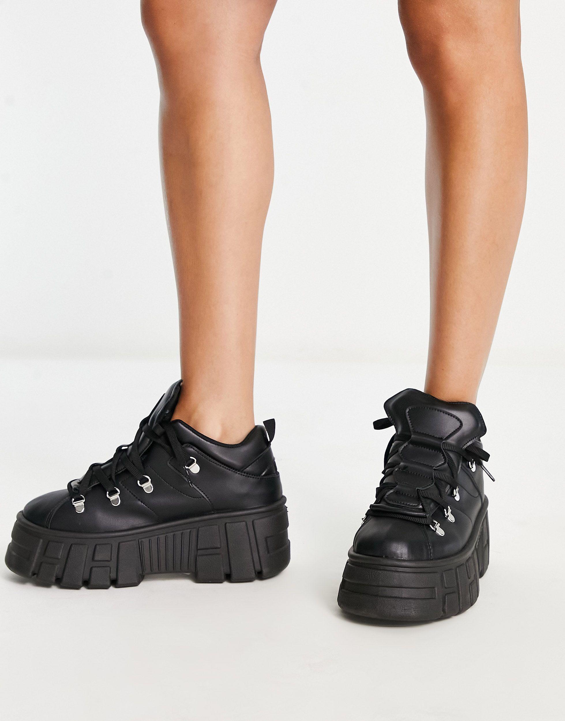 ASOS Mocha Chunky Hiker Flat Shoes in Black | Lyst