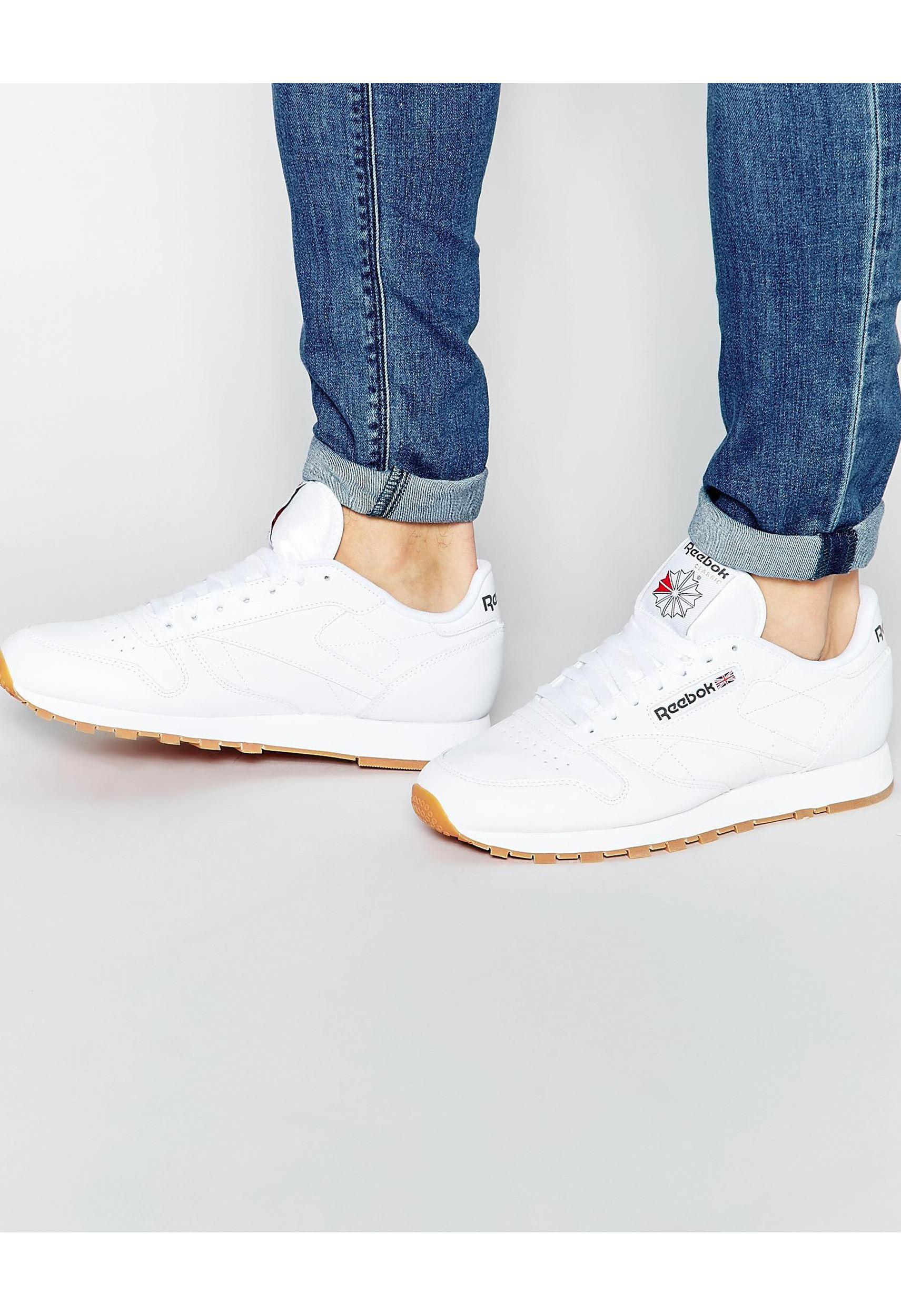 reebok classic leather trainers in white 49799