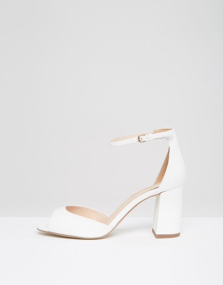 slingback strappy sandals