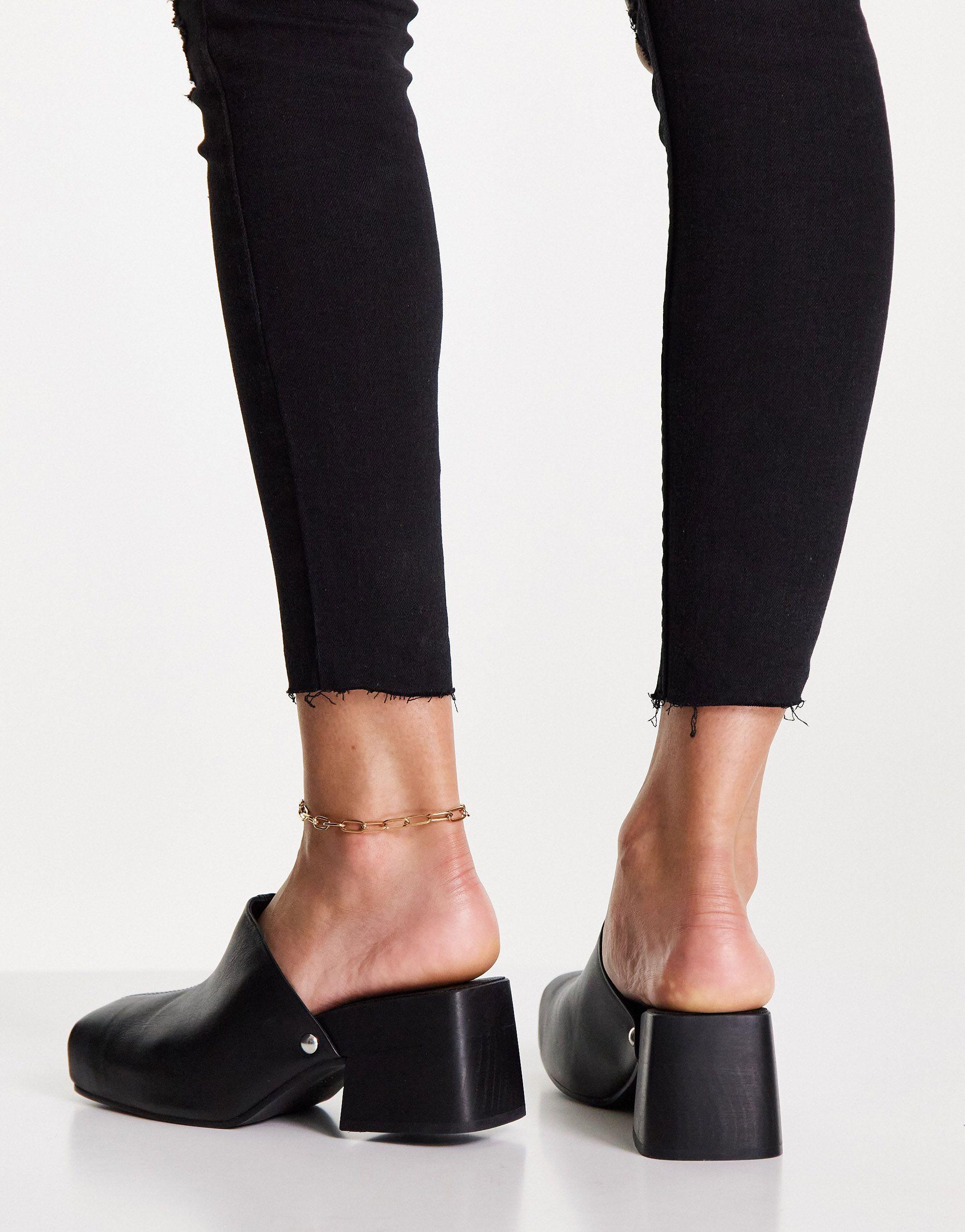 TOPSHOP Raven Leather Clog Mules in Black | Lyst