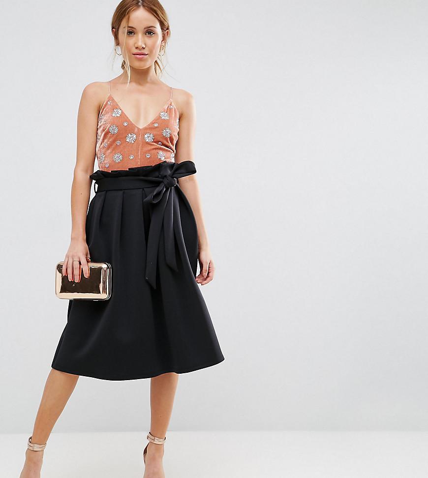 black paperbag skirt outfit