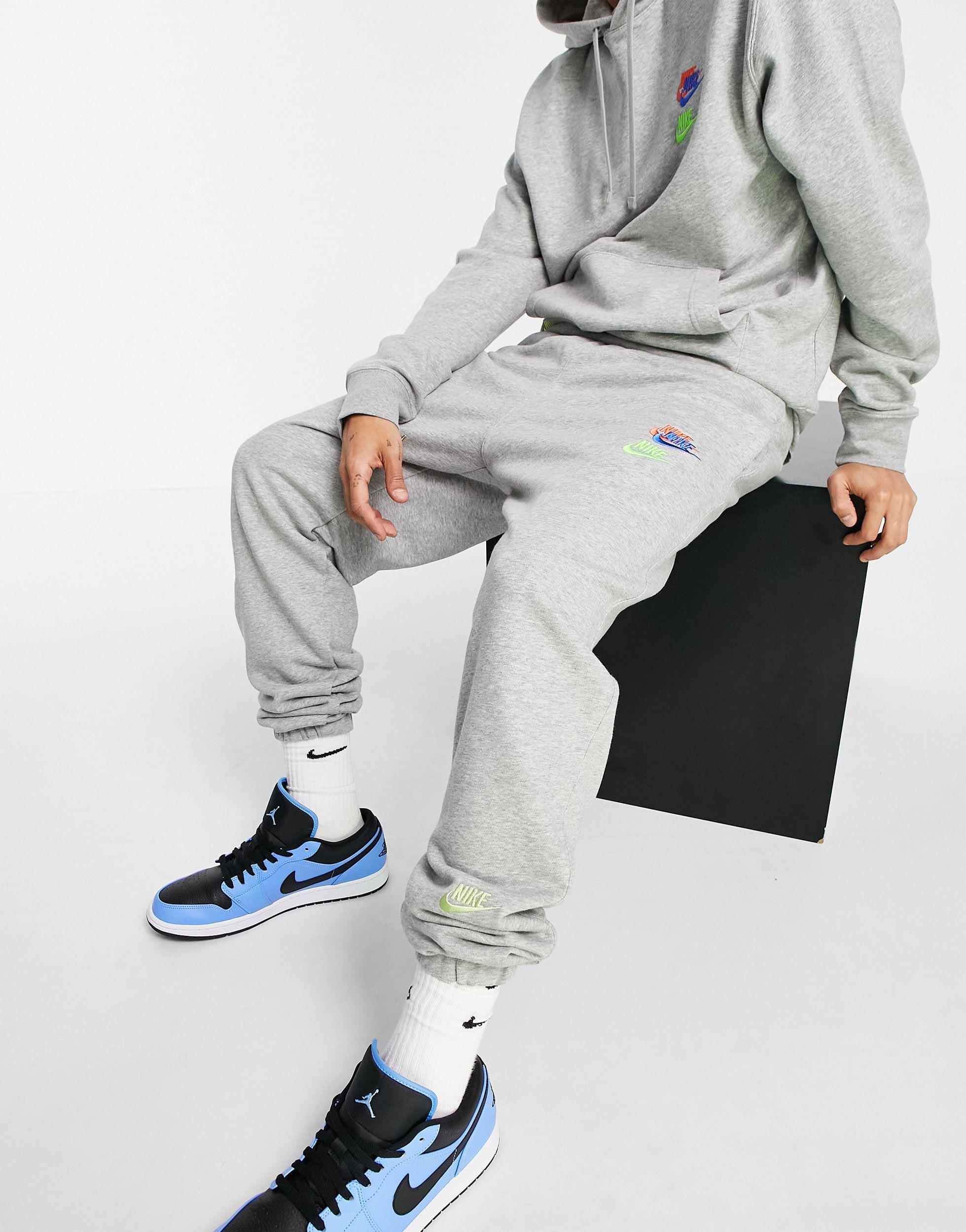 Nike Essential Fleece+ Multi Logo Casual Fit Cuffed Sweatpants in Gray for  Men | Lyst