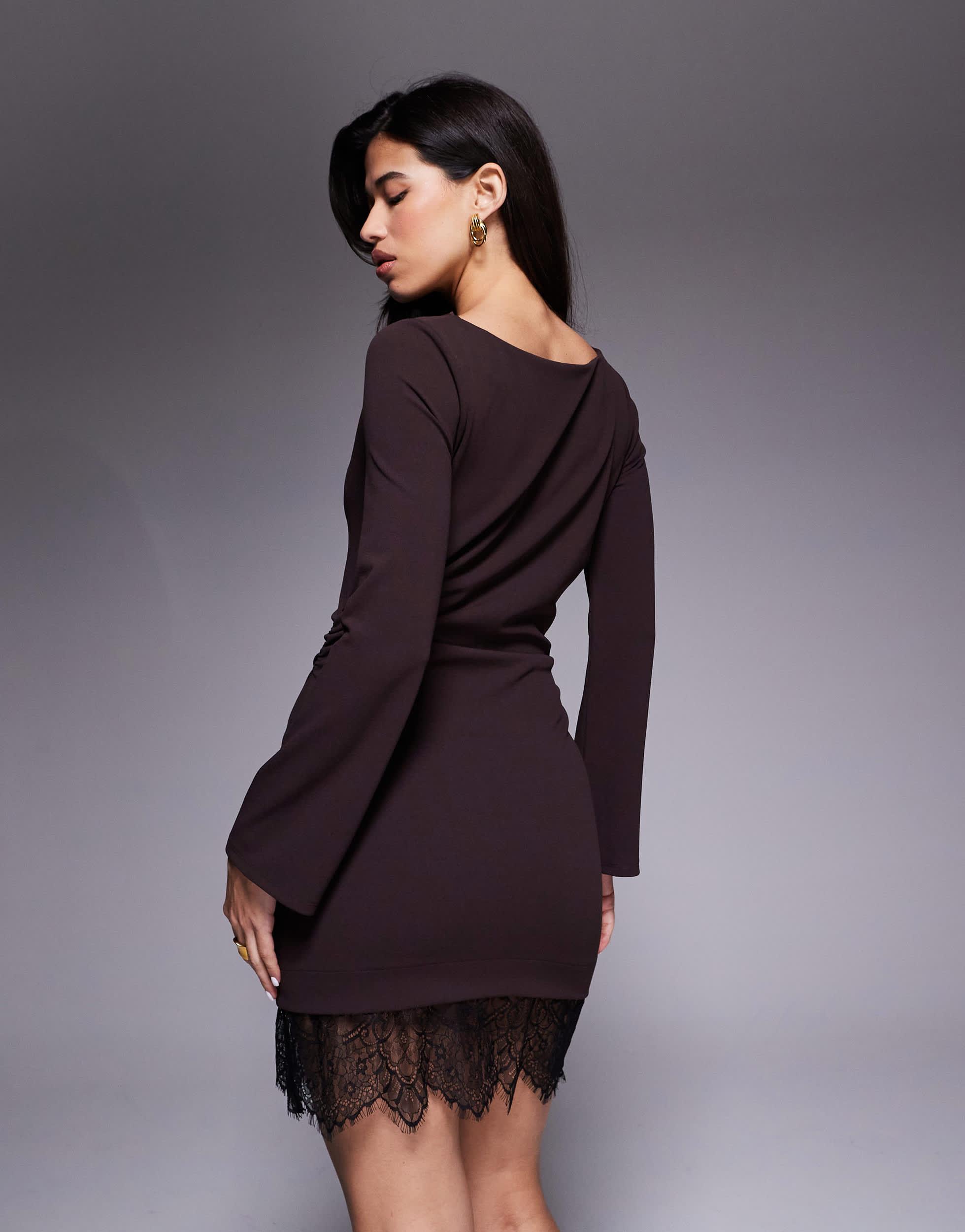 casual mother of the bride dresses for outdoor fall wedding Beach Wedding Lace Mother of the Bride Dresses 2021 Tea Length Vintage with Cape 24W / Burgundy main image 1