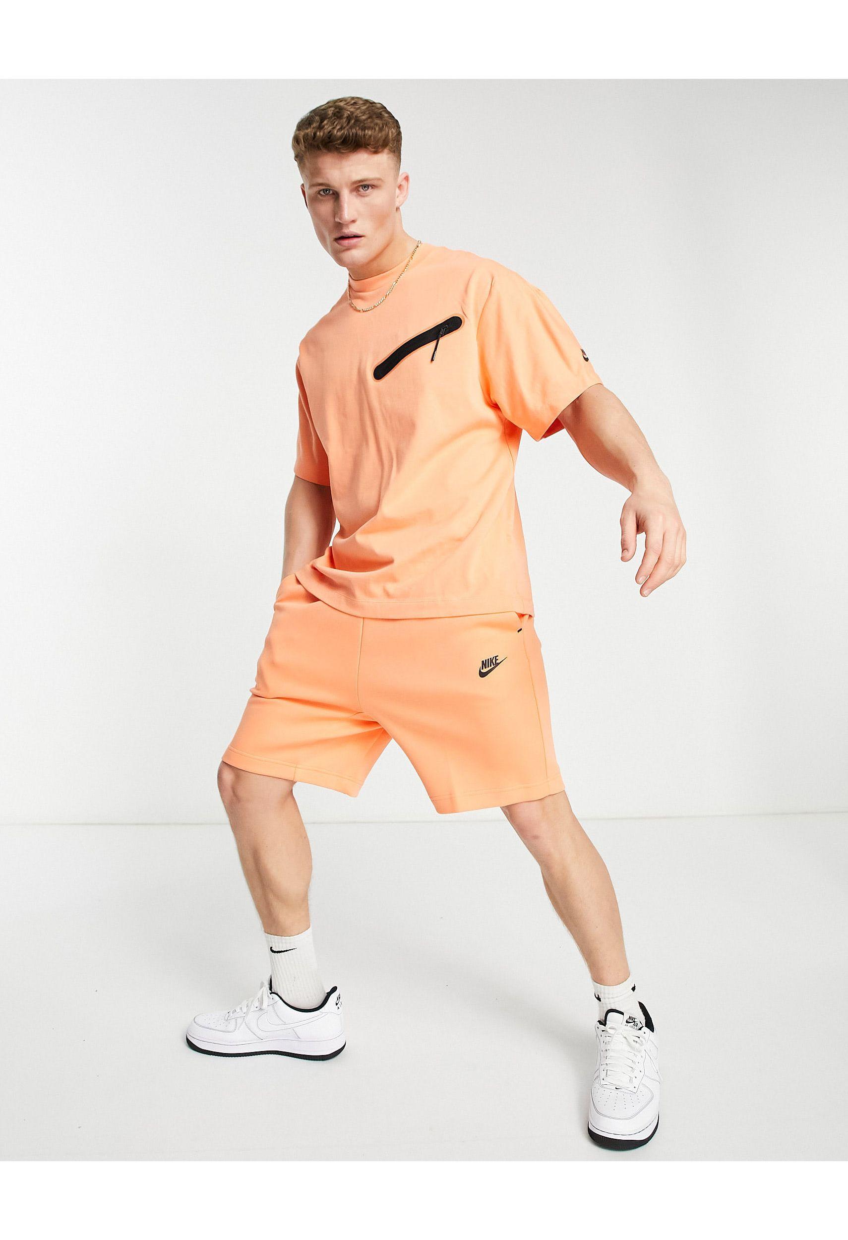 Nike Tech Fleece Sweat T-shirt in 