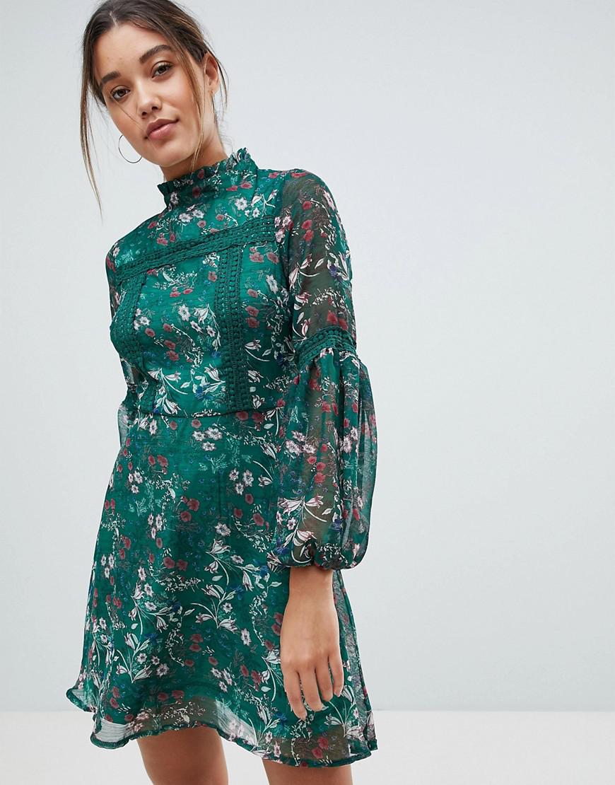 Missguided Floral Print Long Sleeve Skater Dress in Green | Lyst