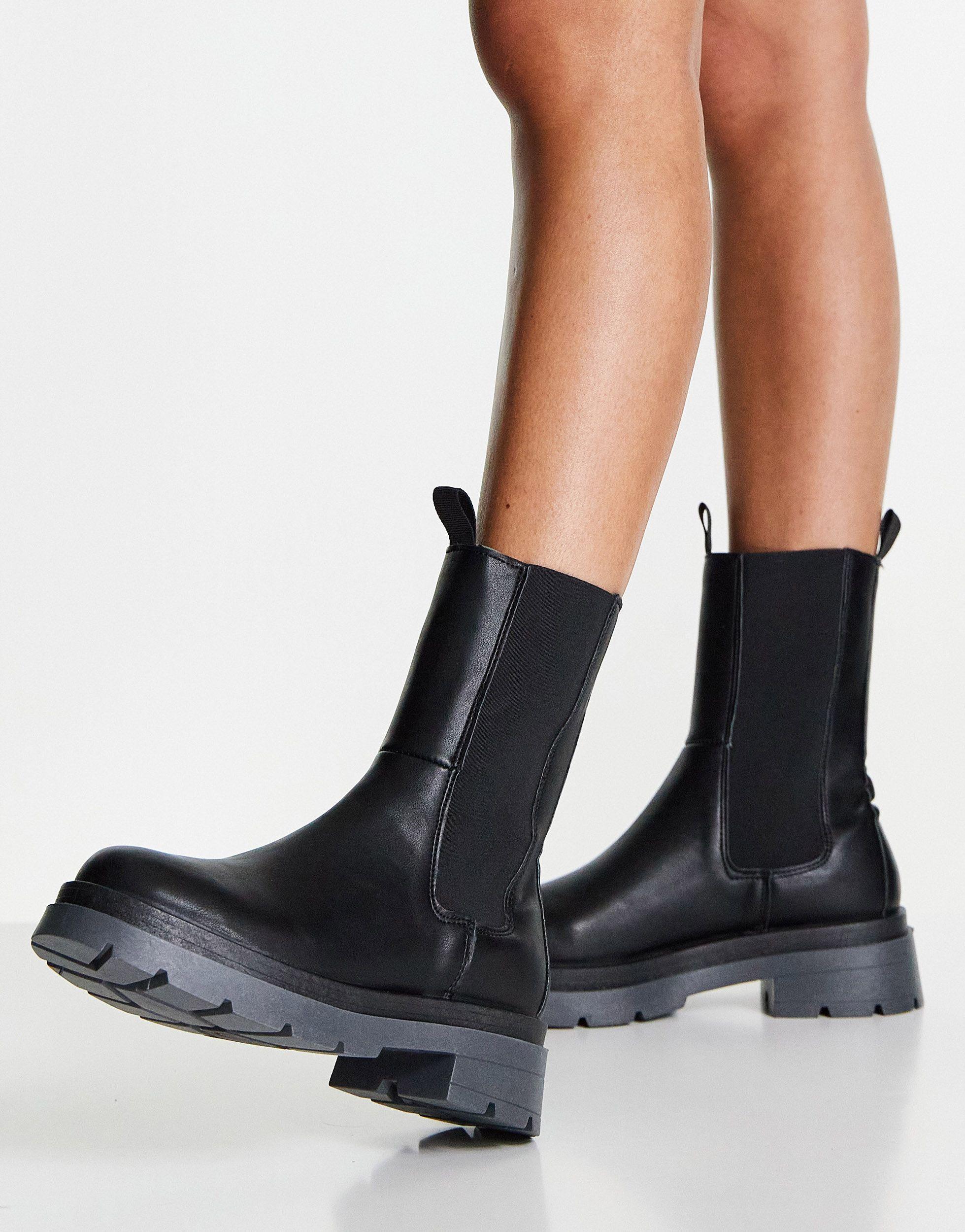 TOPSHOP Kylie Chunky Chelsea Boot in Black | Lyst