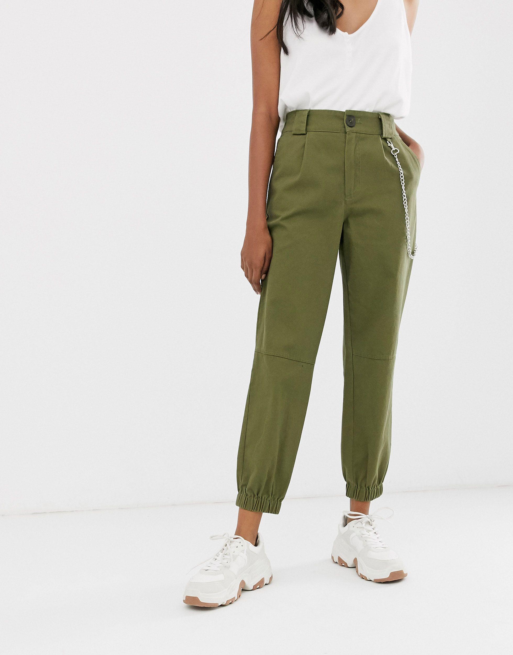 asqueroso Nota tocino Stradivarius Cargo Pants With Chain in Green | Lyst