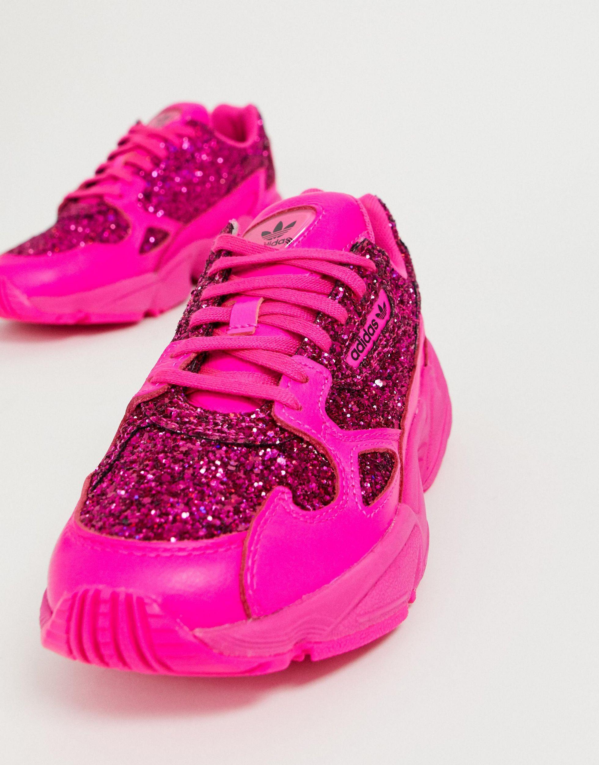 Oefenen links camera adidas Originals Premium Pink Glitter Falcon Sneakers | Lyst