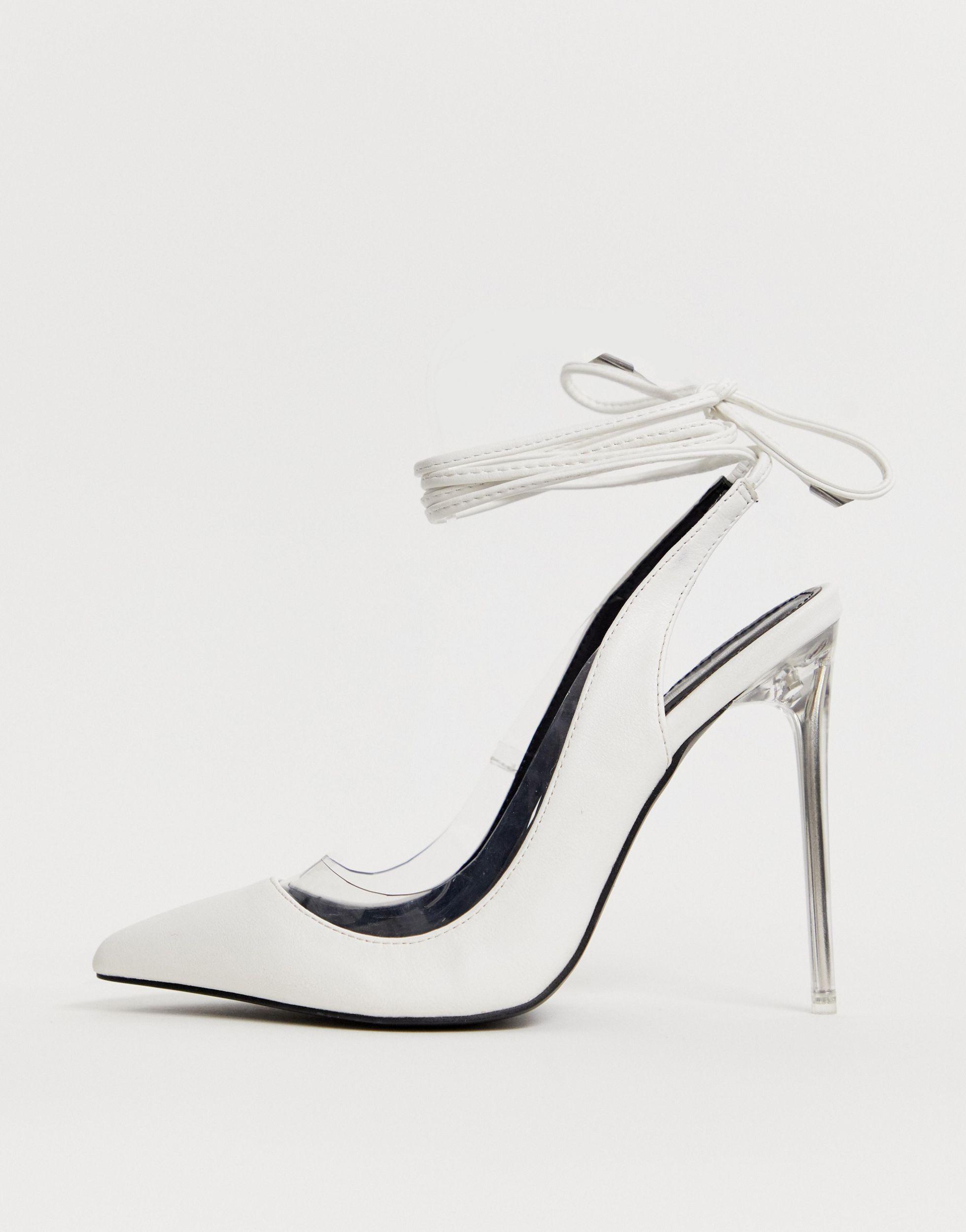 ▷ Stradivarius - Puntige schoenen met hak en doorzichtige enkelbandjes in  roze | ASOS Sale | 30% korting