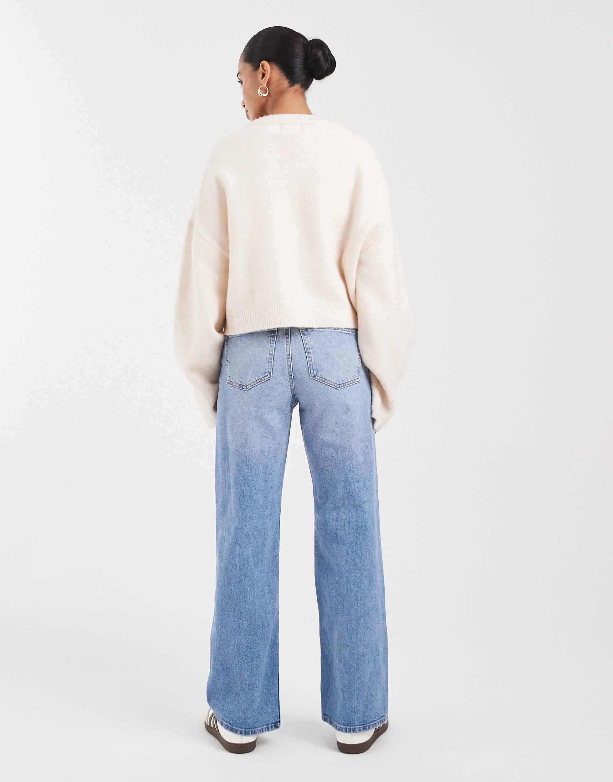 ASOS Asos Design Petite Comfort Stretch Straight Leg Jeans in Blue