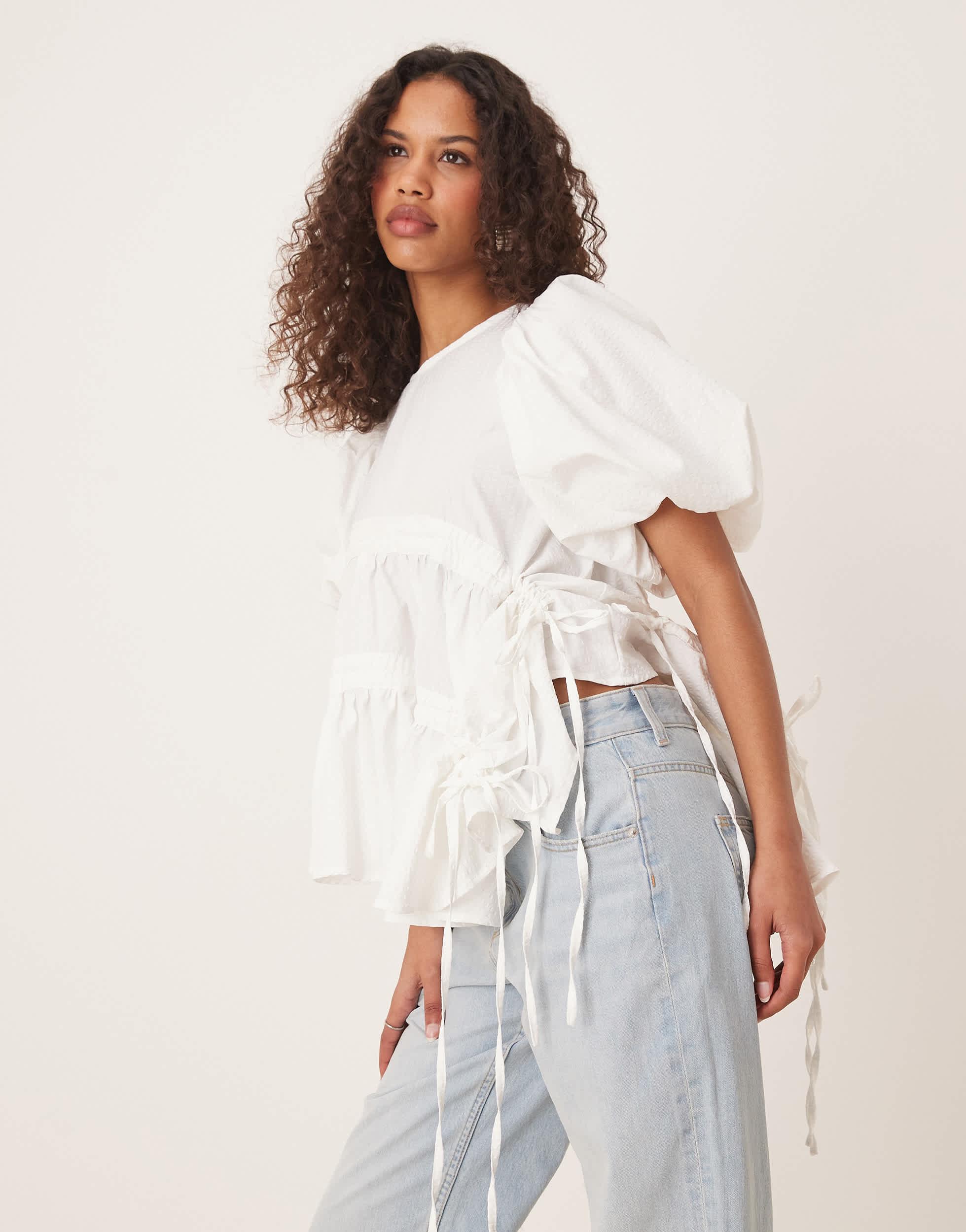 ghospell-White-Asymmetric-