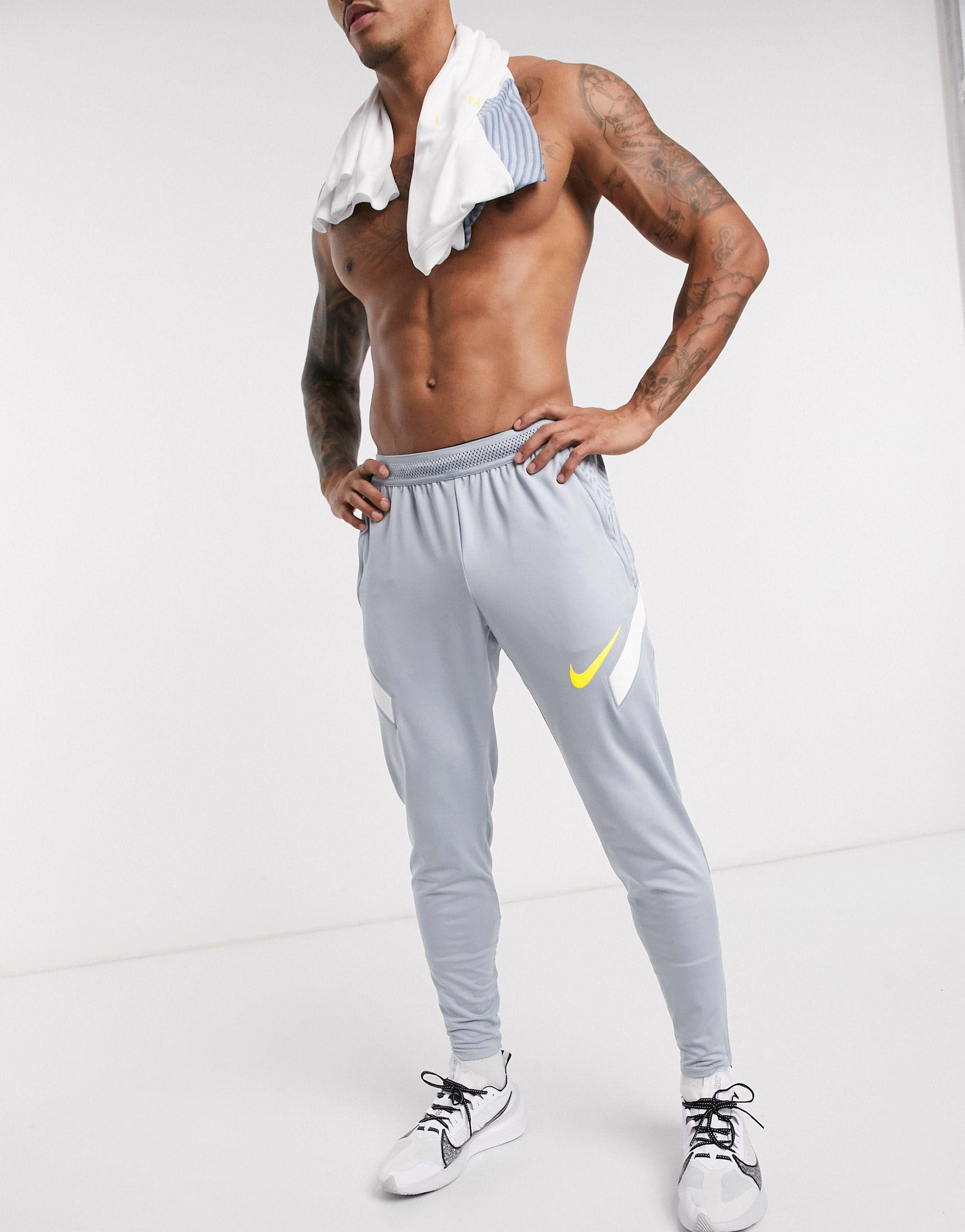 nike strike joggers