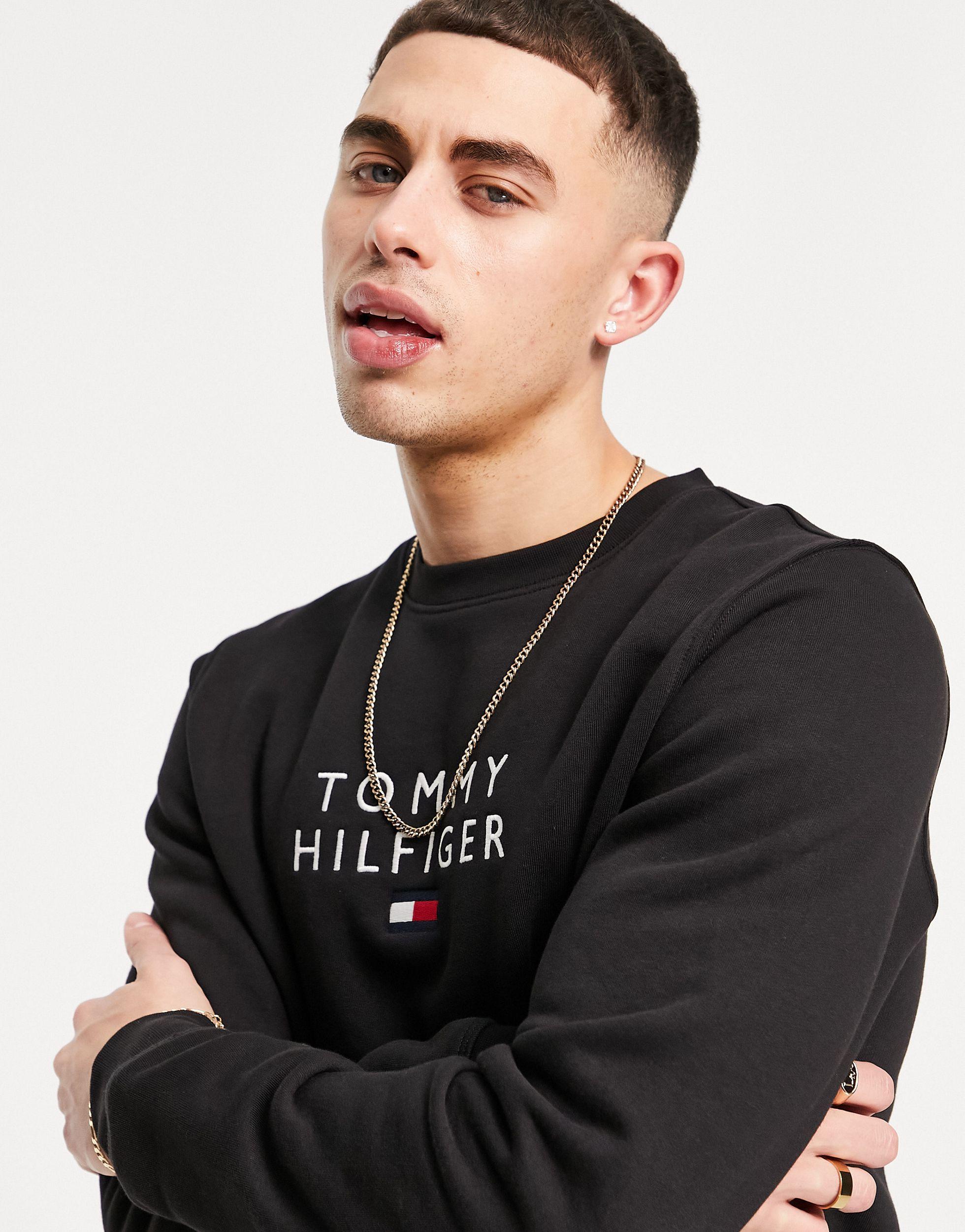 tommy hilfiger chest logo sweatshirt