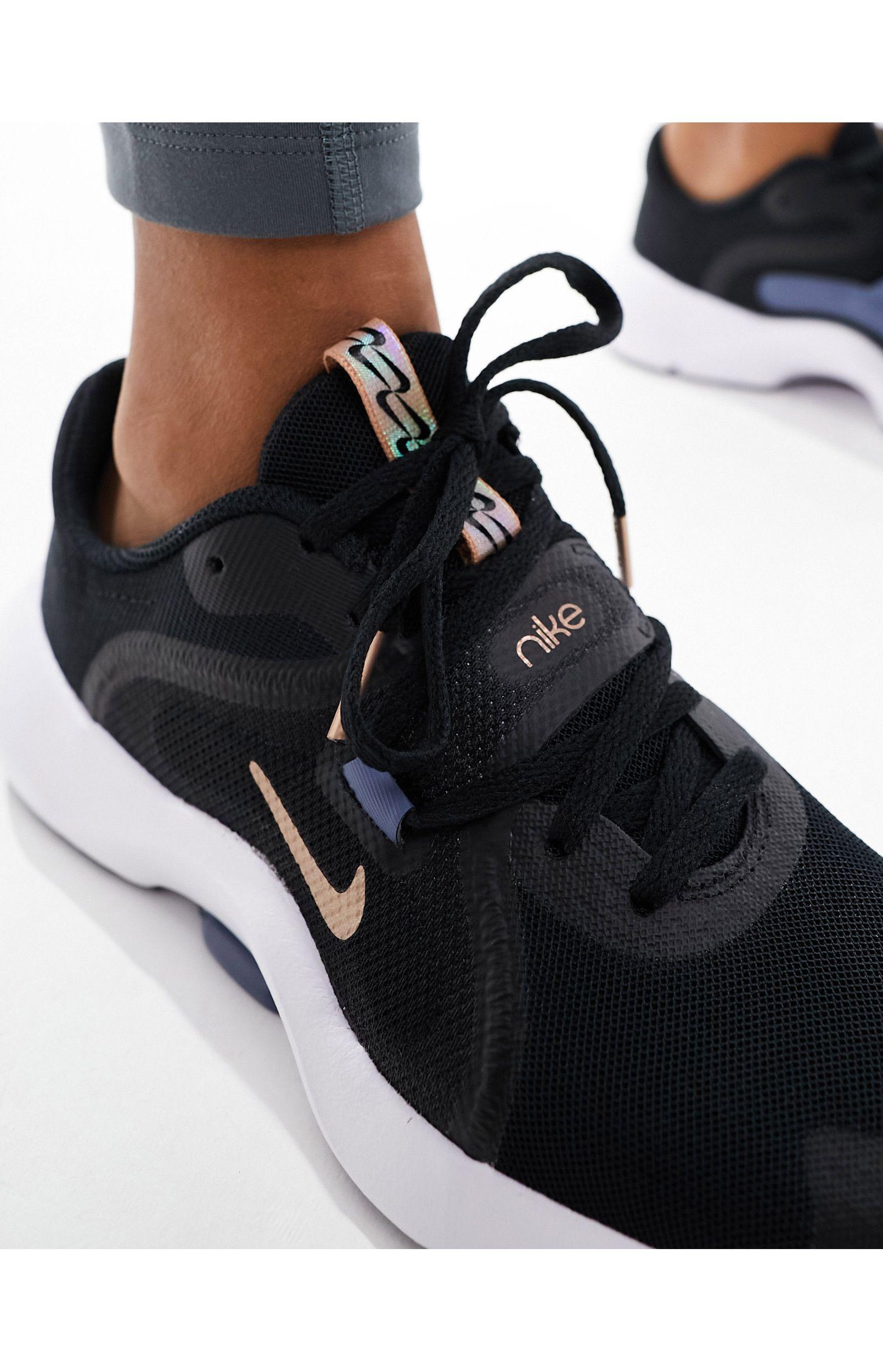 Nike hotsell tr trainers
