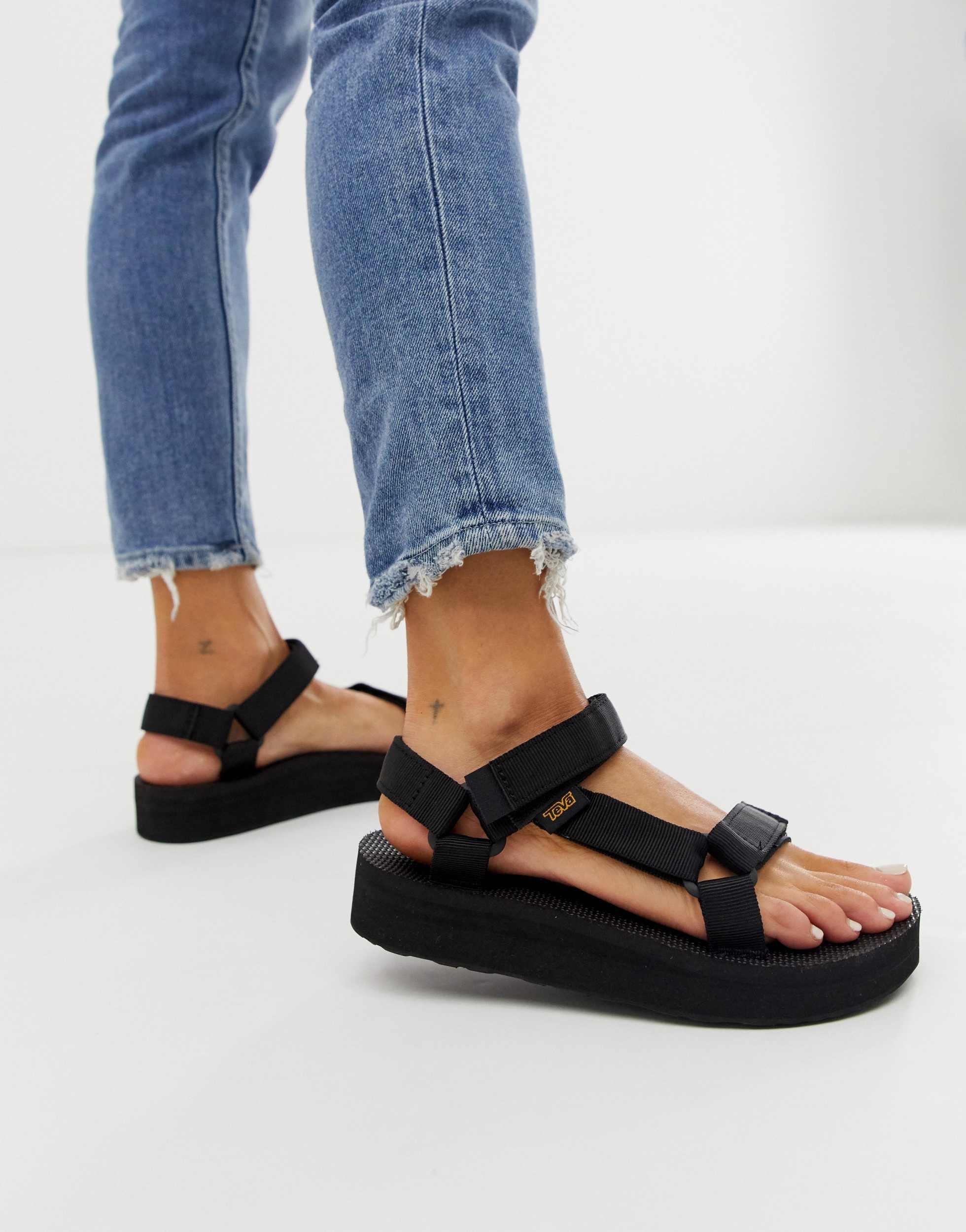 Teva Midform Universal Chunky Sandals in Black Lyst