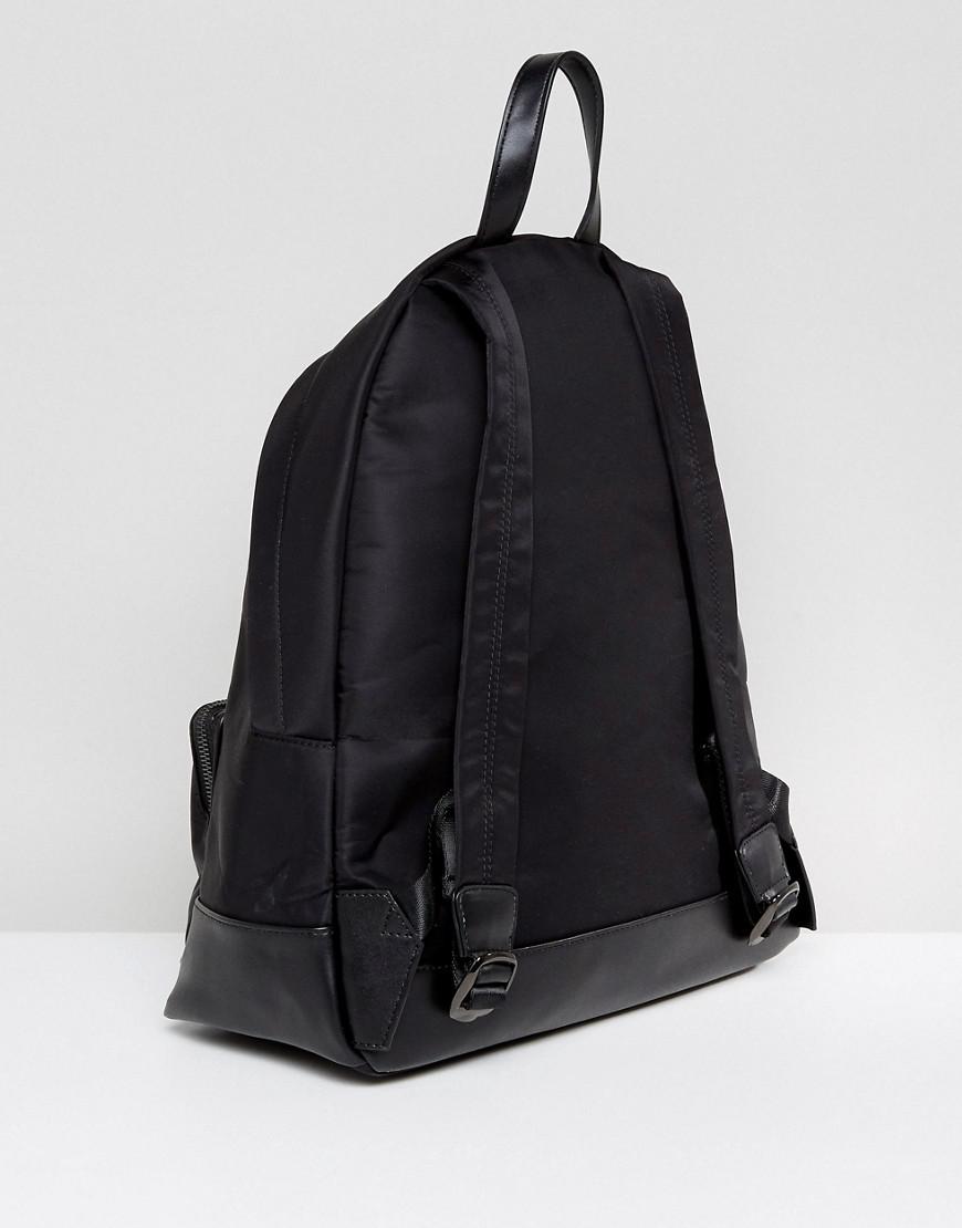 black dune backpack