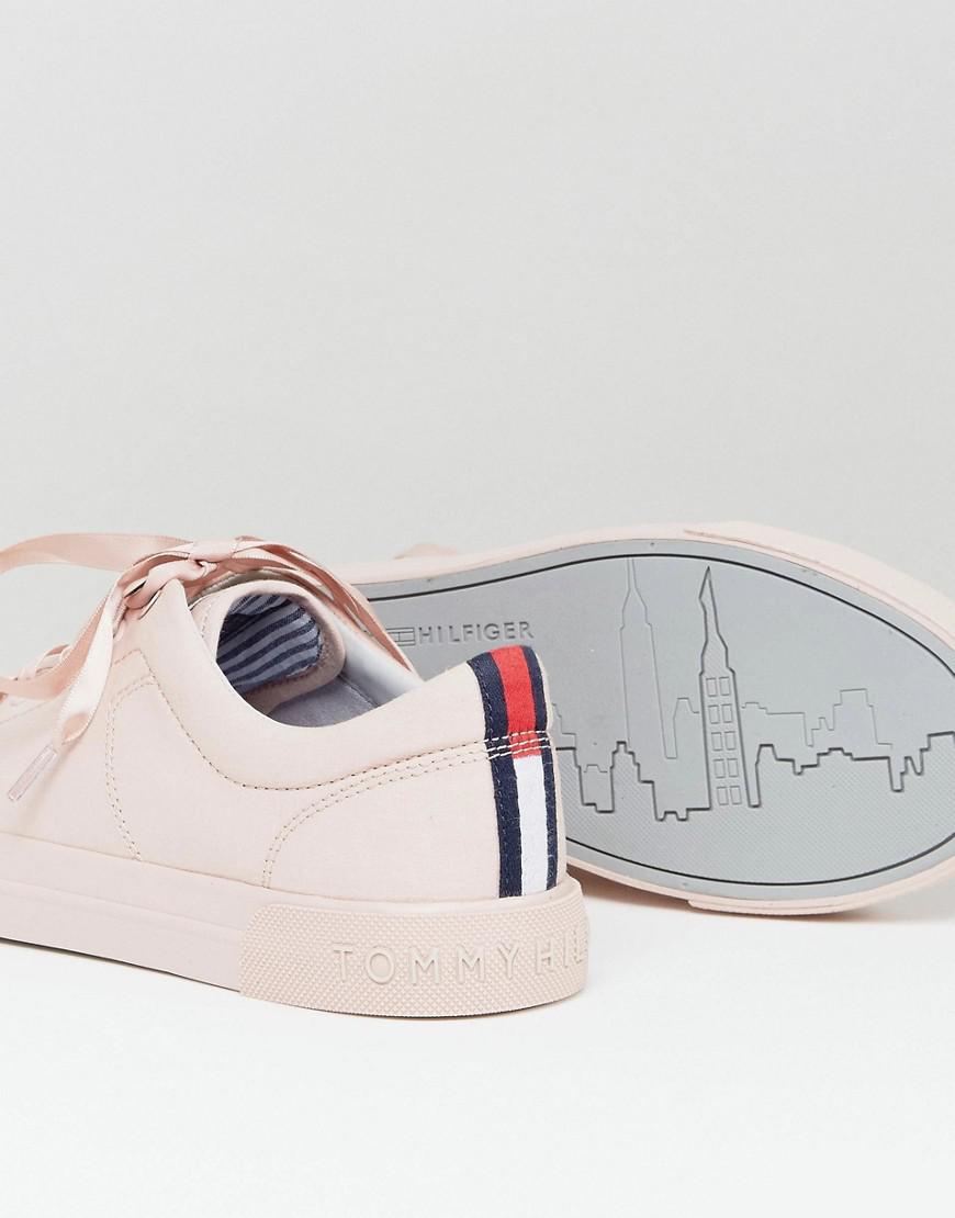 hilfiger canvas sneakers